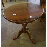 Reproduction solid mahogany centre column pedestal table