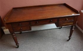 Victorian 4 drawer mahogany desk