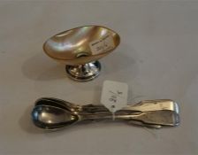 Collection of 4 Edinburgh silver mustard spoons plus a silver and mother of pearl ring dish