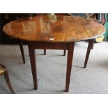 An Early 19th Century Mahogany Gateleg Table