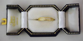 An 18ct Gold & Diamond Ladies Dress Ring
