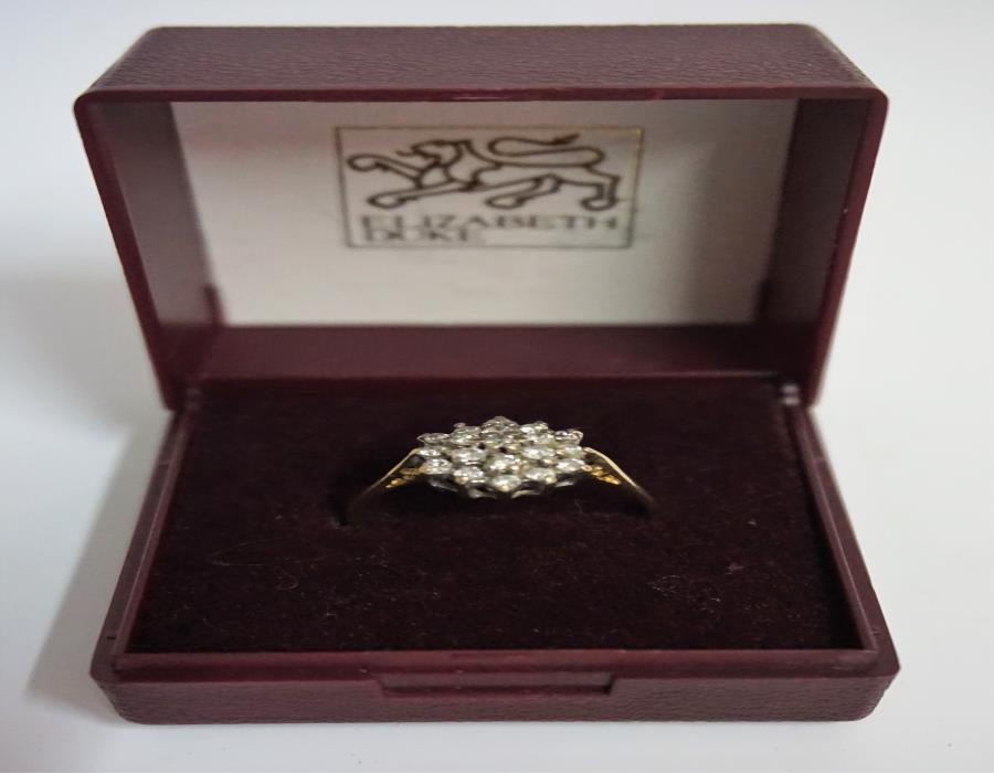 A 9ct Gold Diamond Cluster Ring, overall weight 2 grams