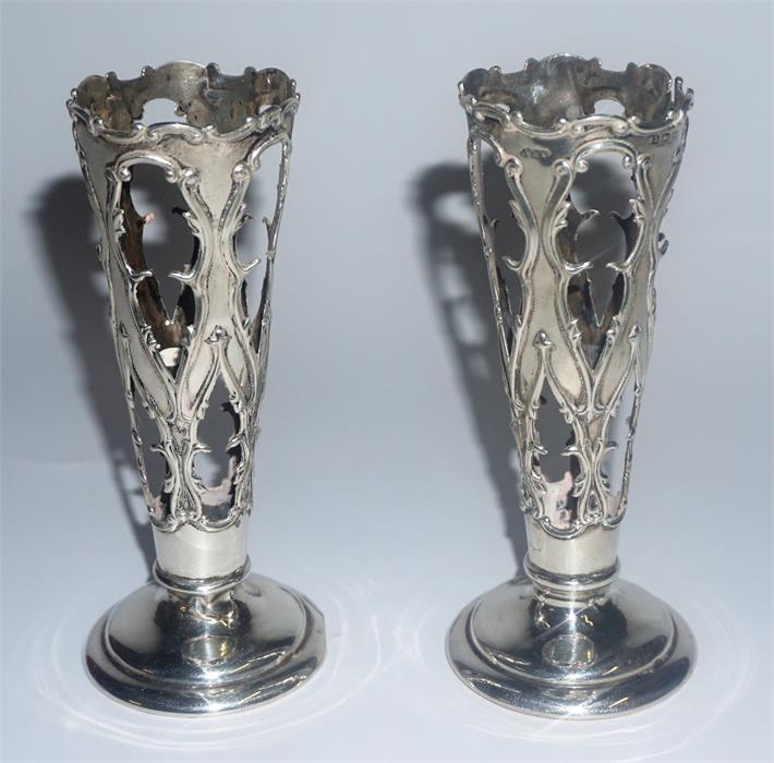 A Pair Of Edwardian Silver Soli Fleurs, Hallmarks for William Henry Sparrow Birmingham 1907, - Image 2 of 2