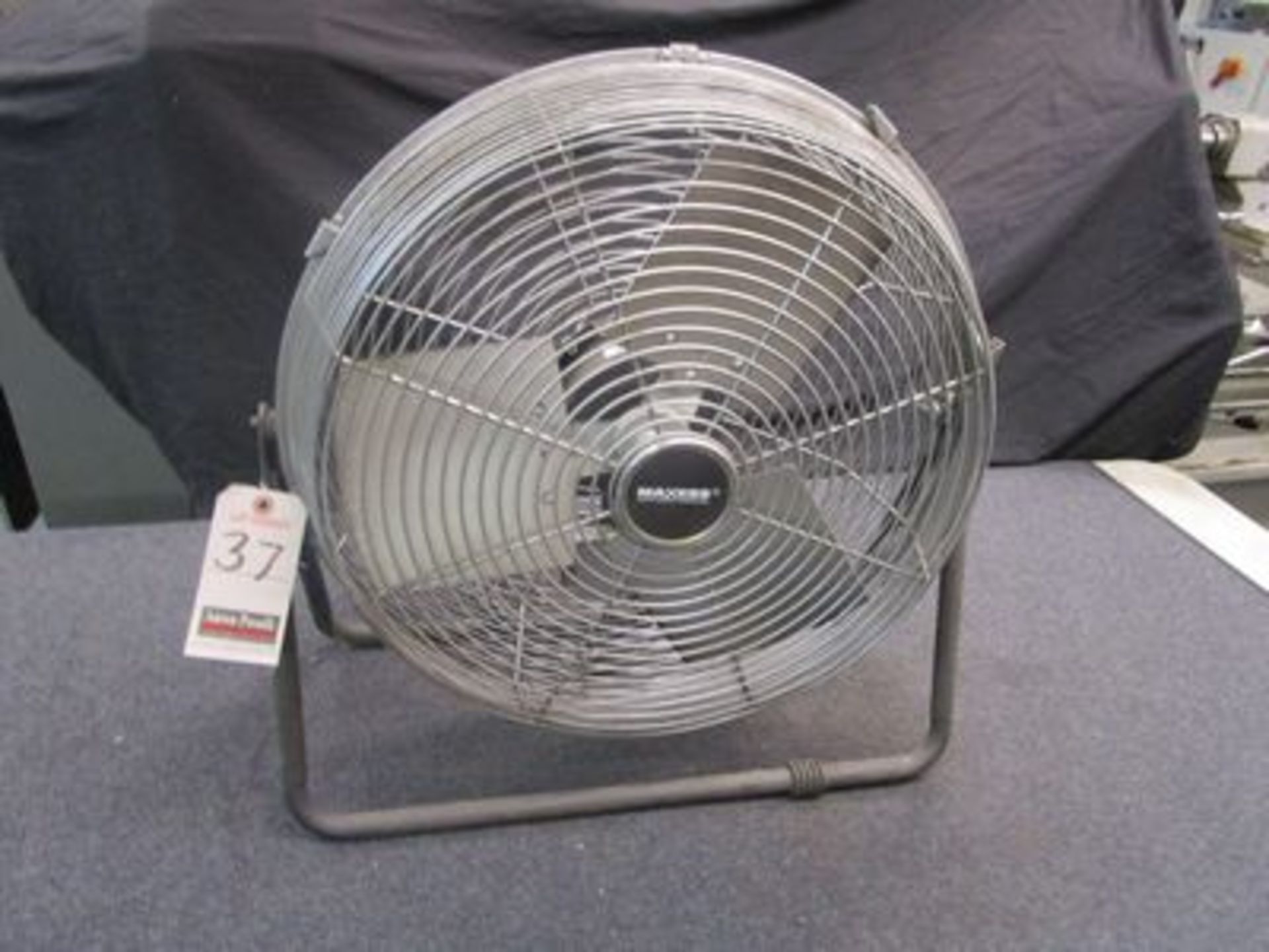 MAXESS 18" DIA. ELEC. FLOOR FAN