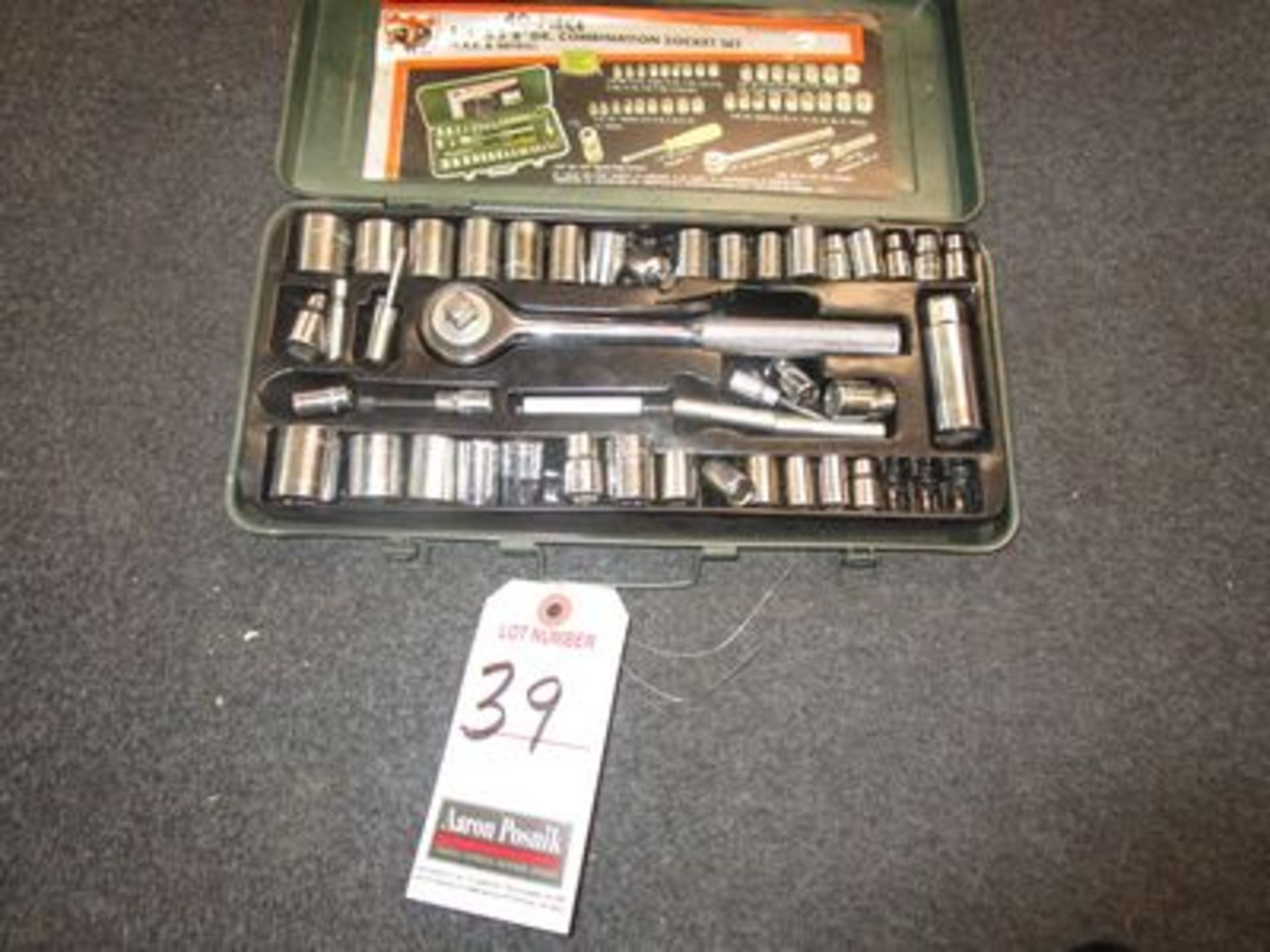 BUFFALO 40-PC. COMBINATION SOCKET SET