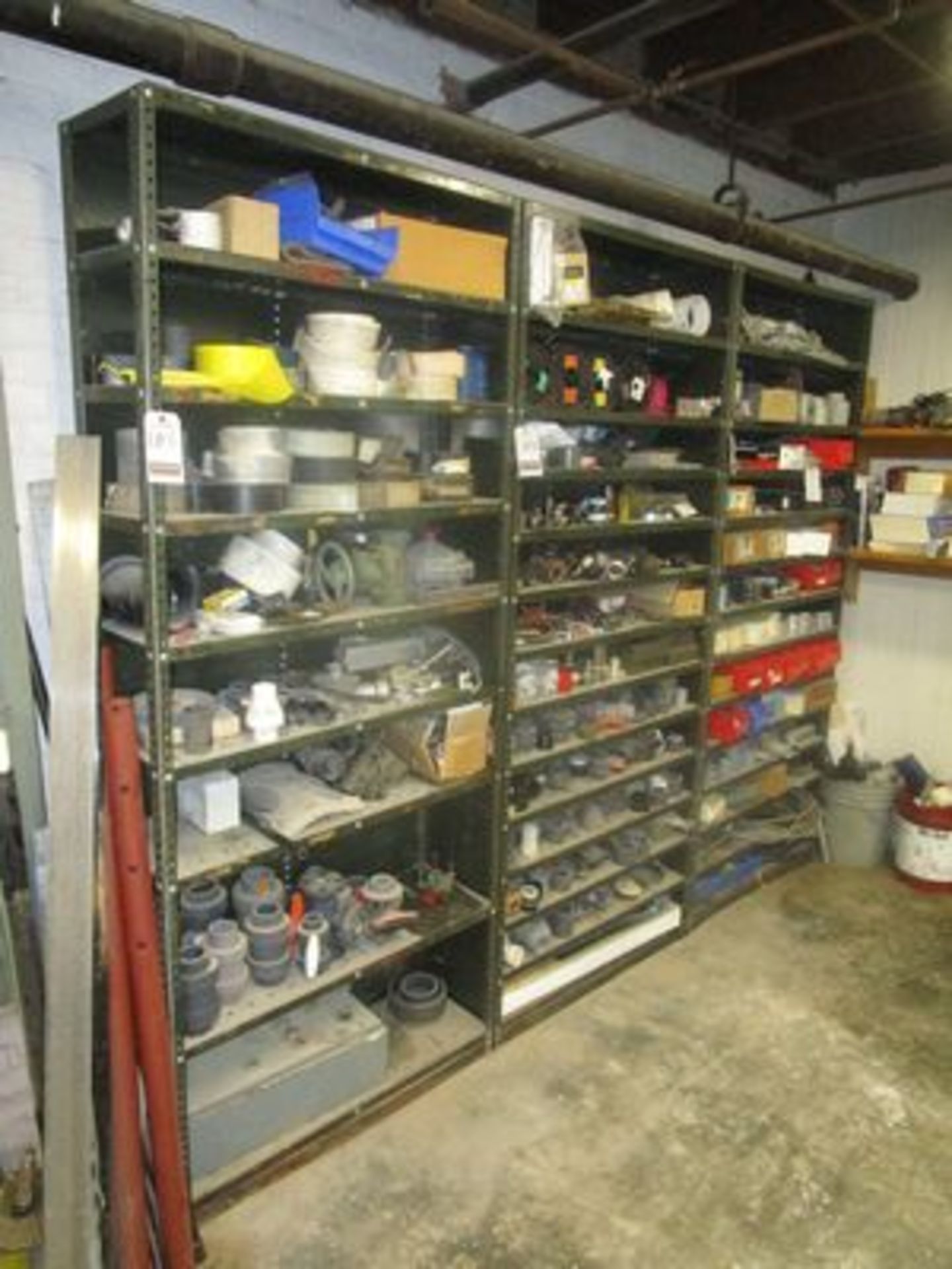 3'X7'12" SECT'S L.D. MET. SHELVING