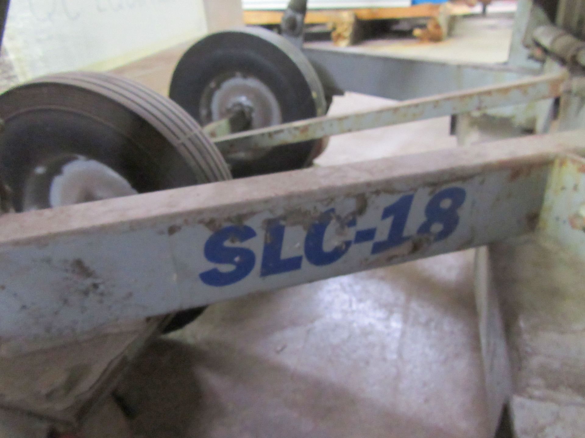 Lift Works Inc portable drum lift with hand crank - Image 4 of 4