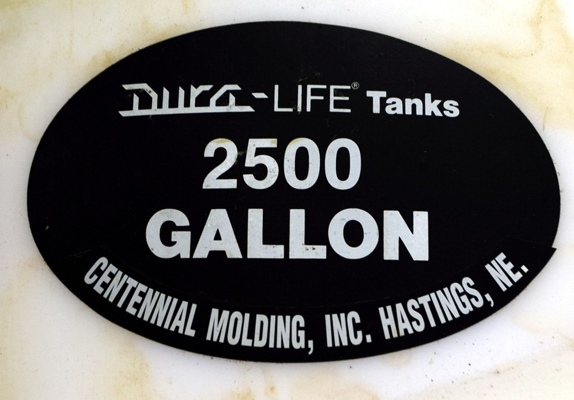 Centennial Molding 2500 Gallon Dura-Life Polyethylene Tank. Approximate 84" diameter x 84" - Image 6 of 12