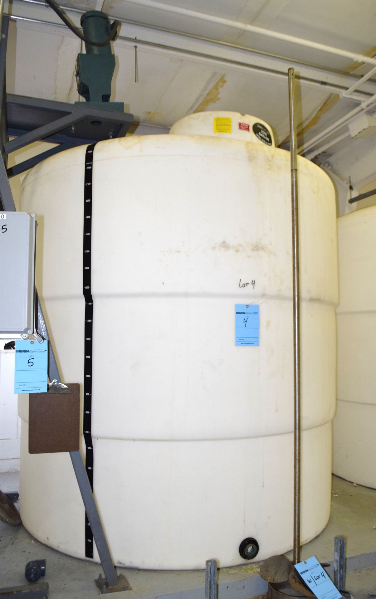 Centennial Molding 2500 Gallon Dura-Life Polyethylene Tank. Approximate 84" diameter x 84" - Image 2 of 12