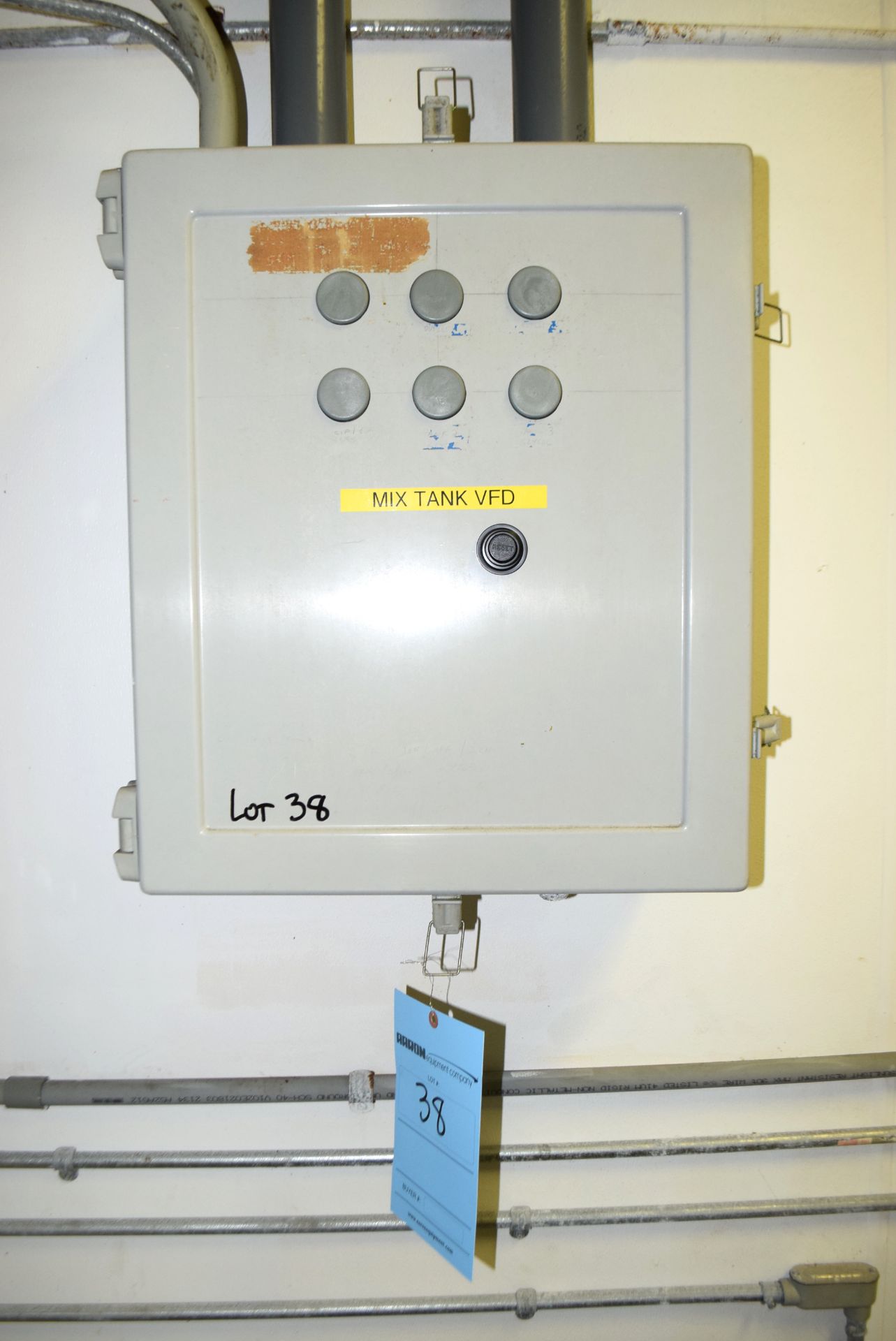 Baldor adjustable speed drive controller with (1) Plastic control cabinet.