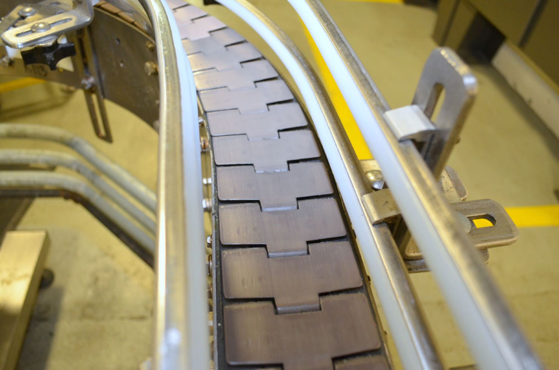 Arrowhead S-Shaped Tabletop Conveyor - Image 5 of 6