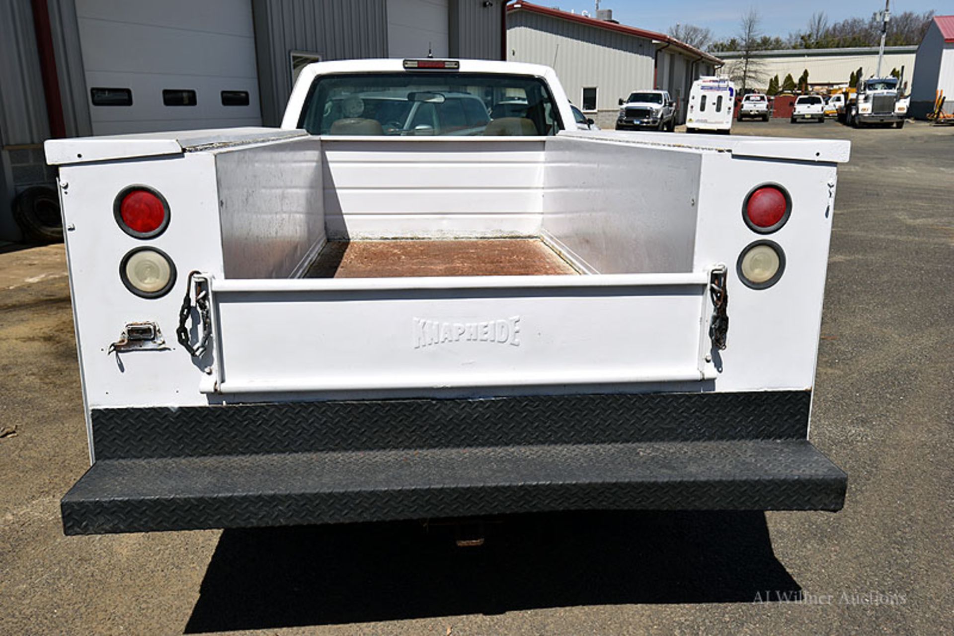 1995 Chevrolet 3500 Utility TruckVIN: 1GBGC34K2SE159122Miles: 222,760 Indicated On Odometer8' Bed - Image 4 of 7