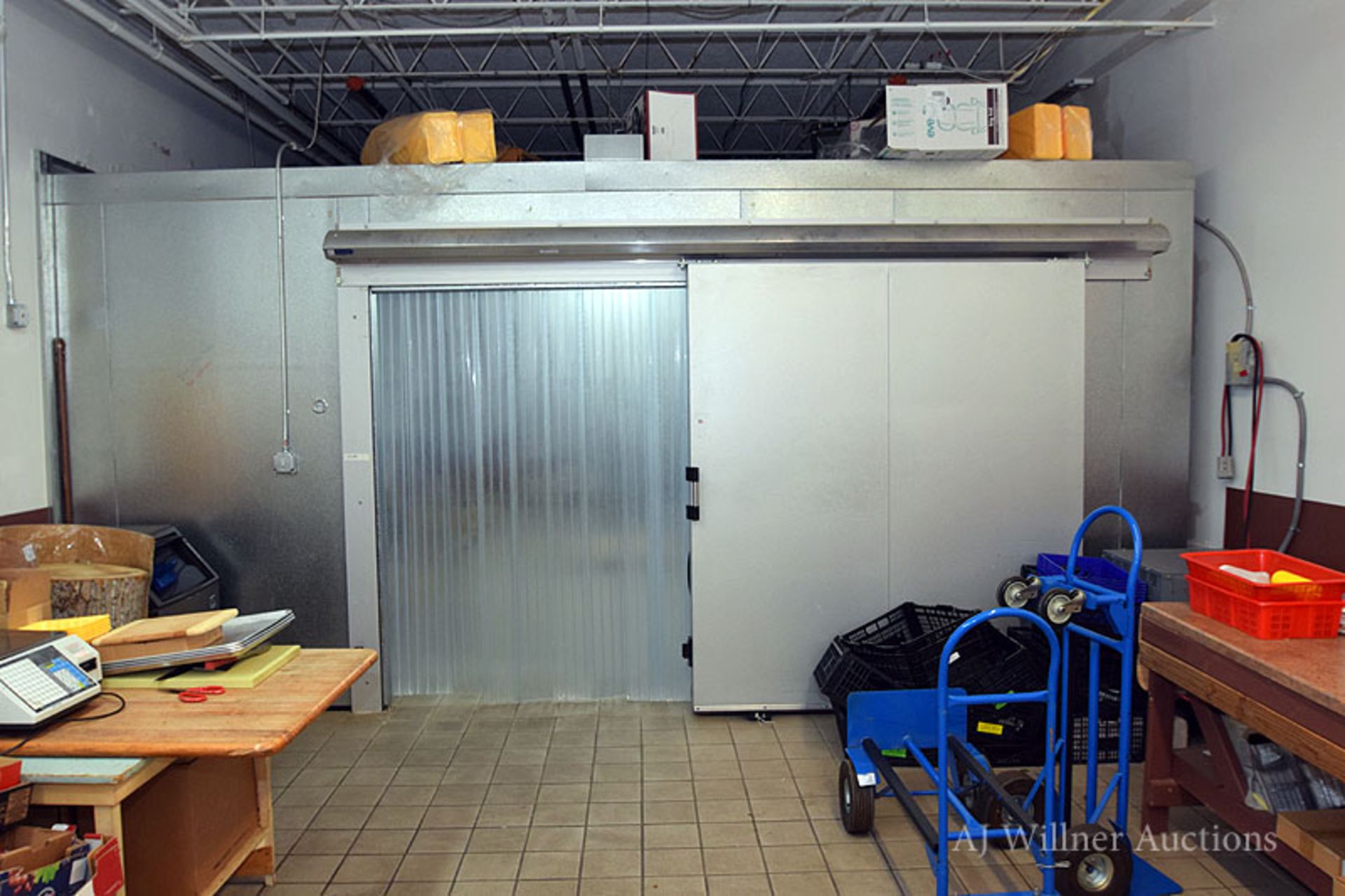 Walk-In Refrigerated Box, Approximately 18'-6"x29'-6"x8'-10" high