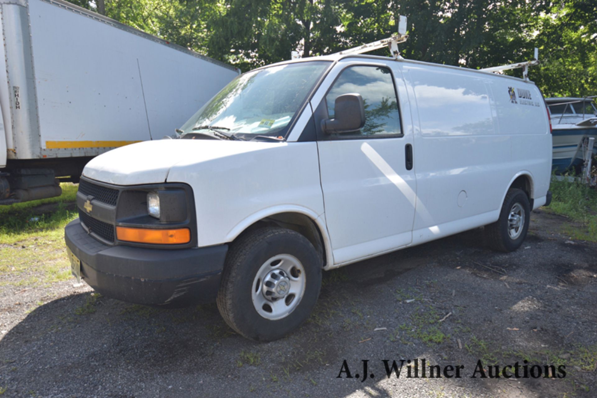 2002 Chevrolet Express 1500 Cargo Van VIN: 1GNFG15M221186751 Miles: 113,663 w/5.0L V8 OHV 12V Gas - Image 2 of 6