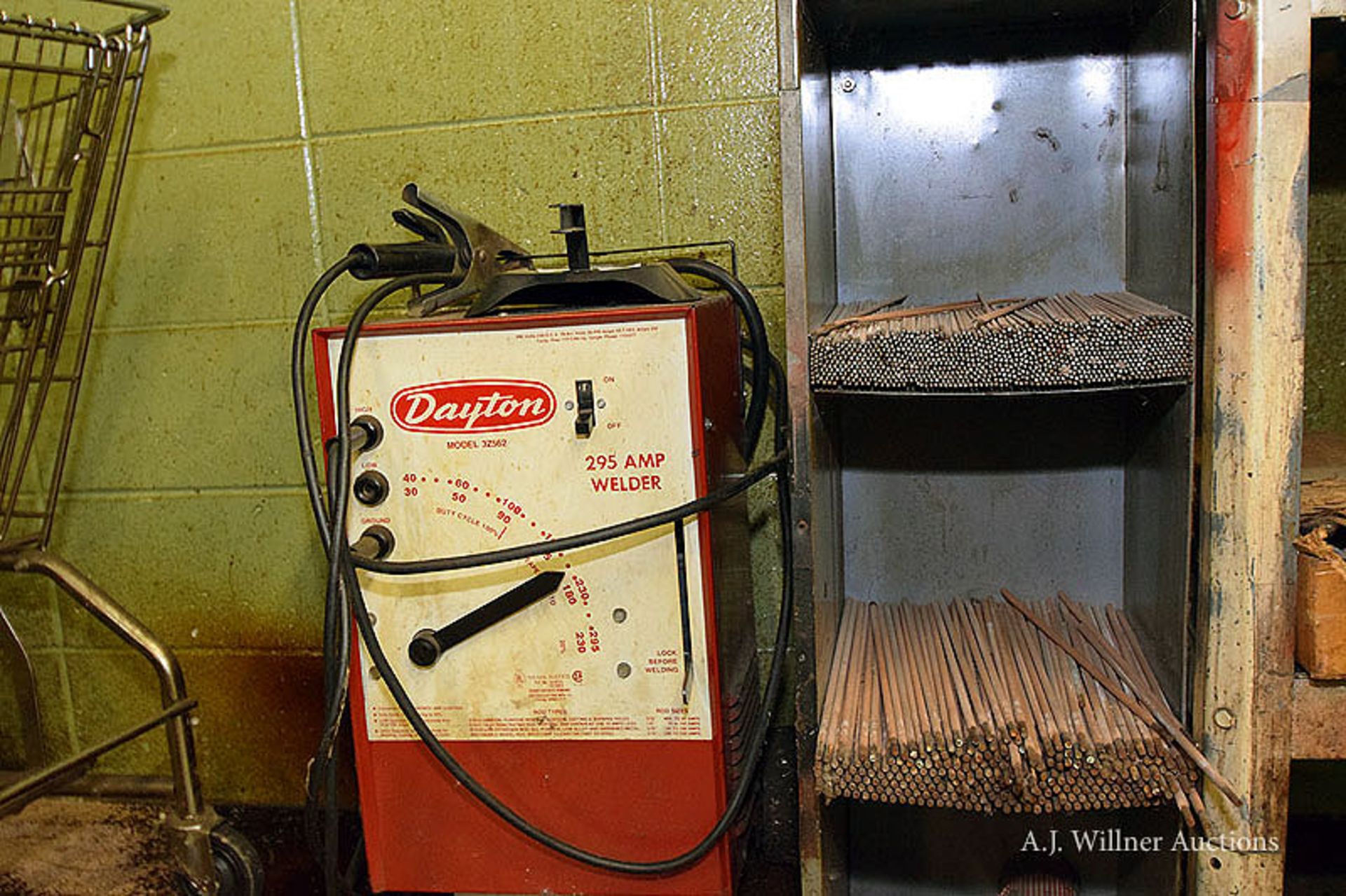 Dayton Model 3Z562 295 Amp. Stick Welder w/Asst Welding Sticks