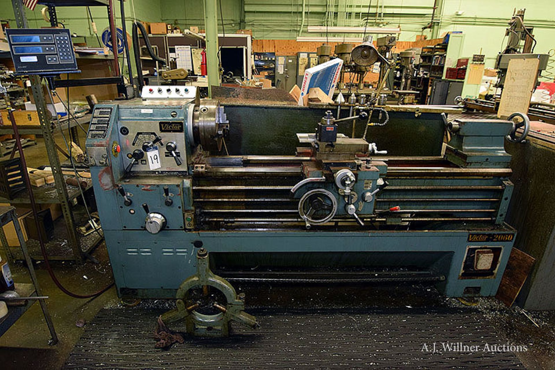 Victor model 2060 engine lathe