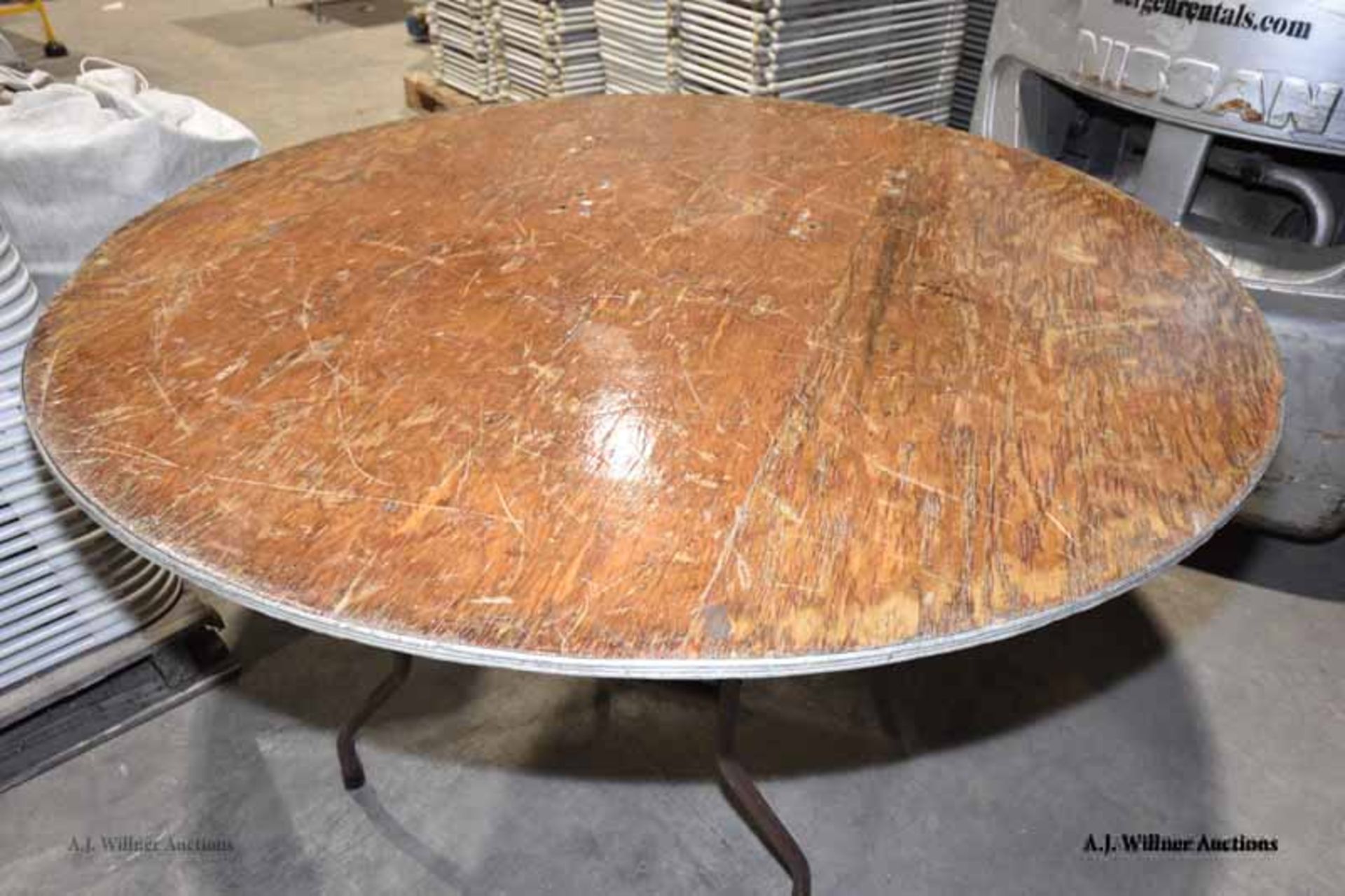 5' Round Folding Table, Wood w/Metal Edge