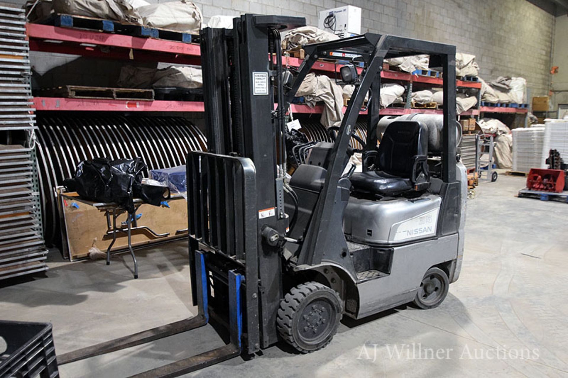 Nissan Model MCP1F1A18LV 3,000lbs Capacity LPG Forklift w/Side Shift & 188" Lift Height 6,272