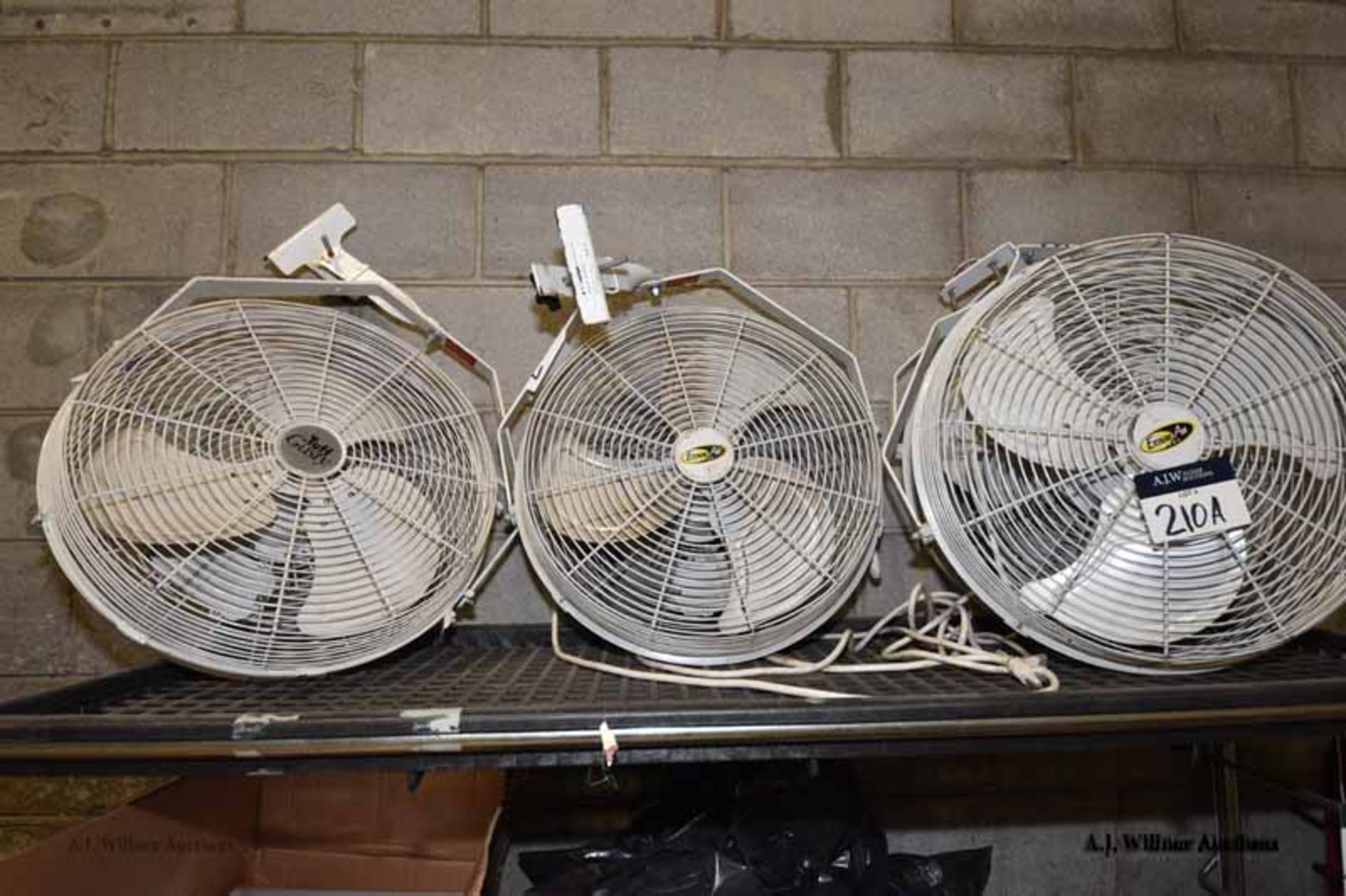 Clamp on Tent Fans - Image 3 of 3