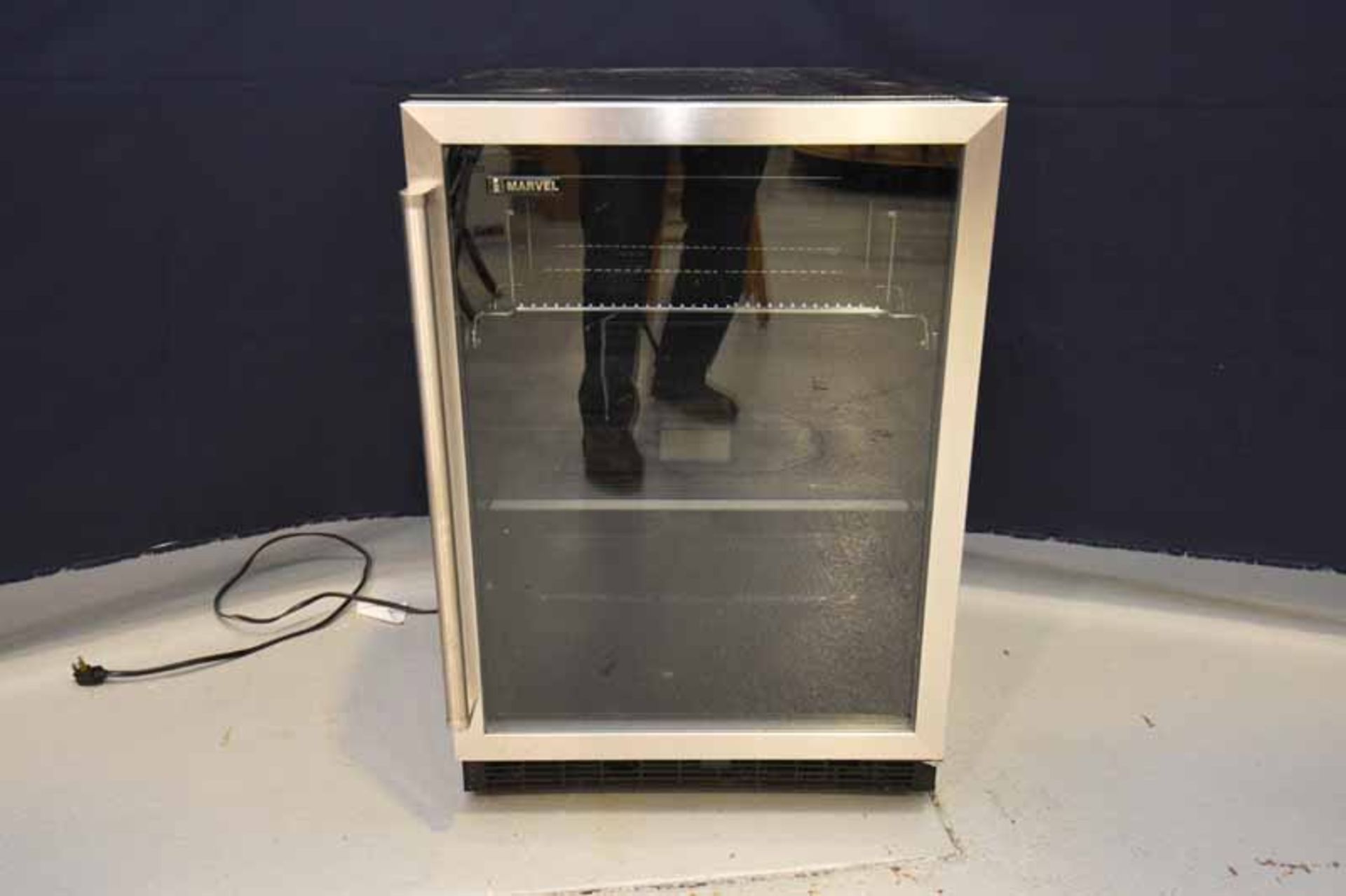 1 - Summit commercial small fridge (22" L x 23" W x 33" H)