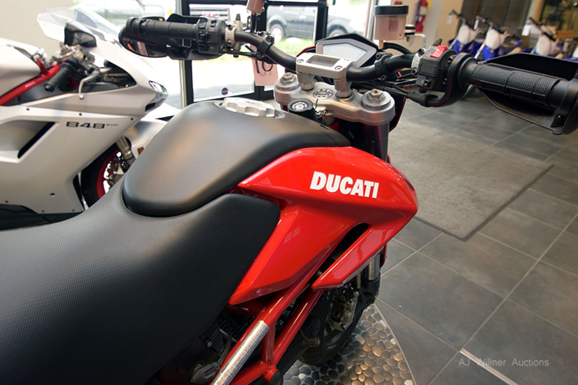 2008 DUCATI HYPERMOTARD 1100 - Image 9 of 11