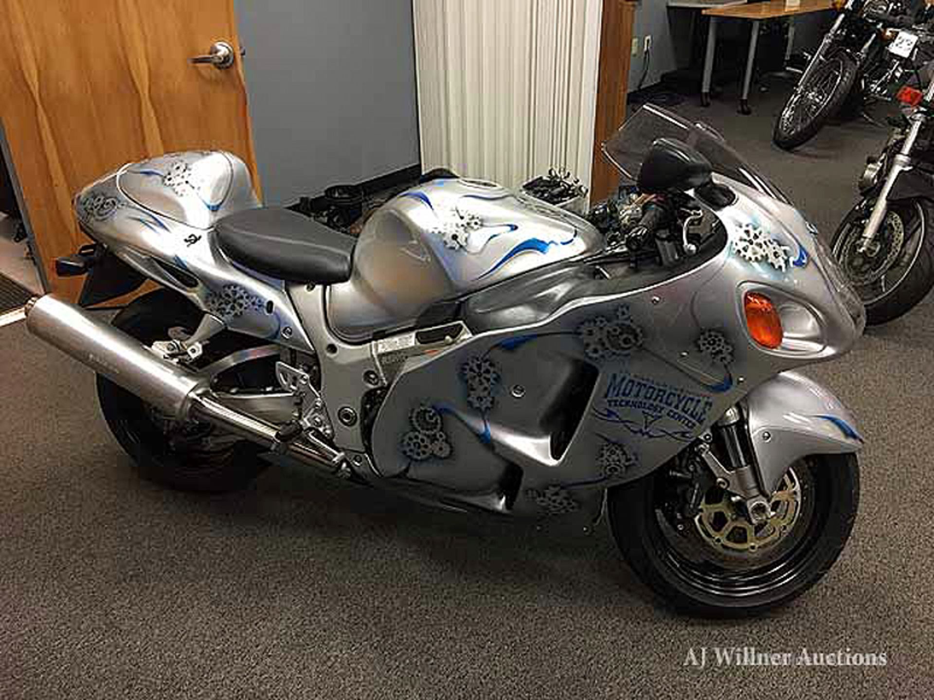 2002 SUZUKI GSX1300R Hayabusa