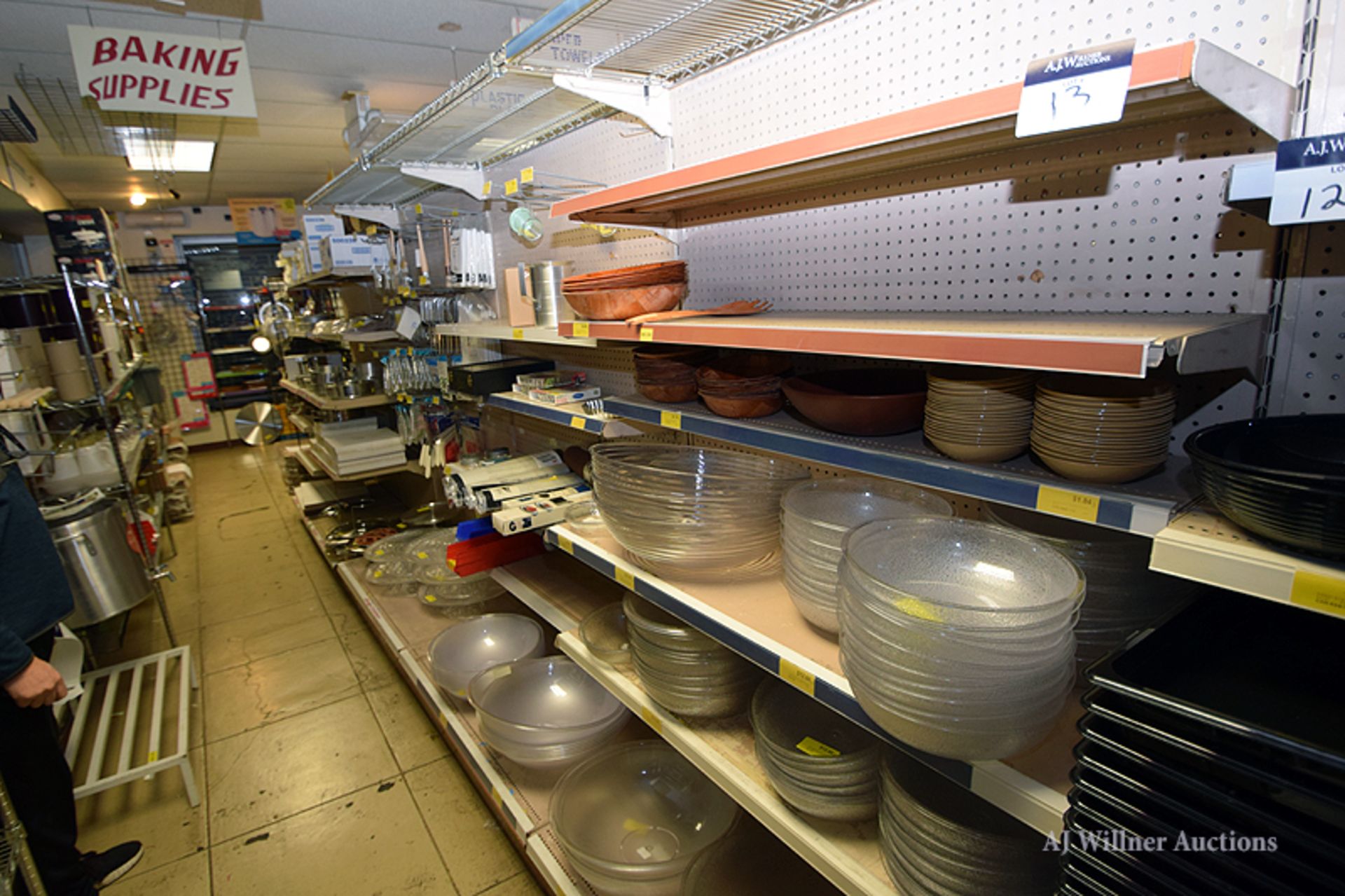 Serving Bowls, Trays, And Forming Pans