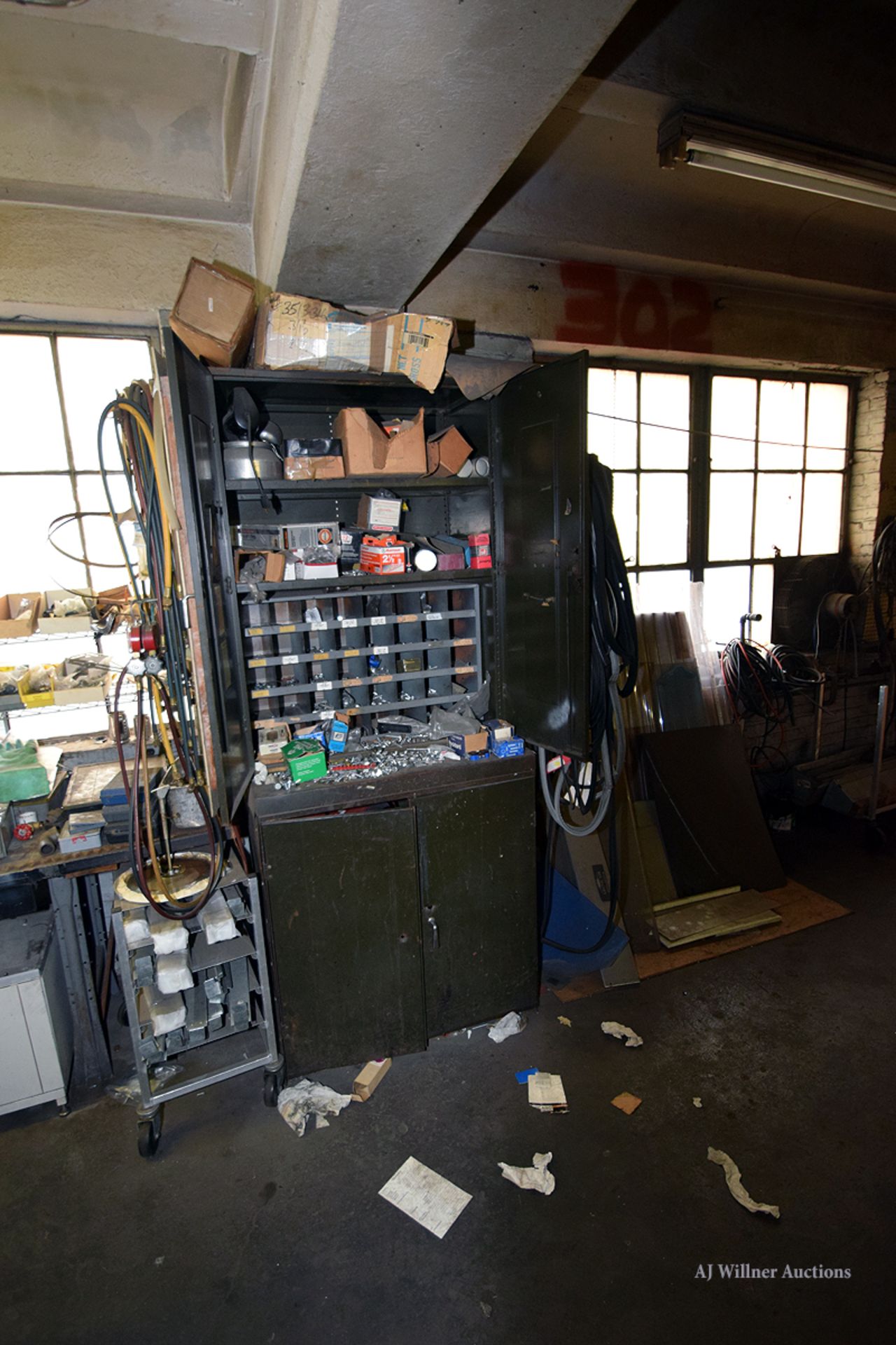 Contents of Workshop; Tools, Vacuums, Parts, Etc. - Image 4 of 13