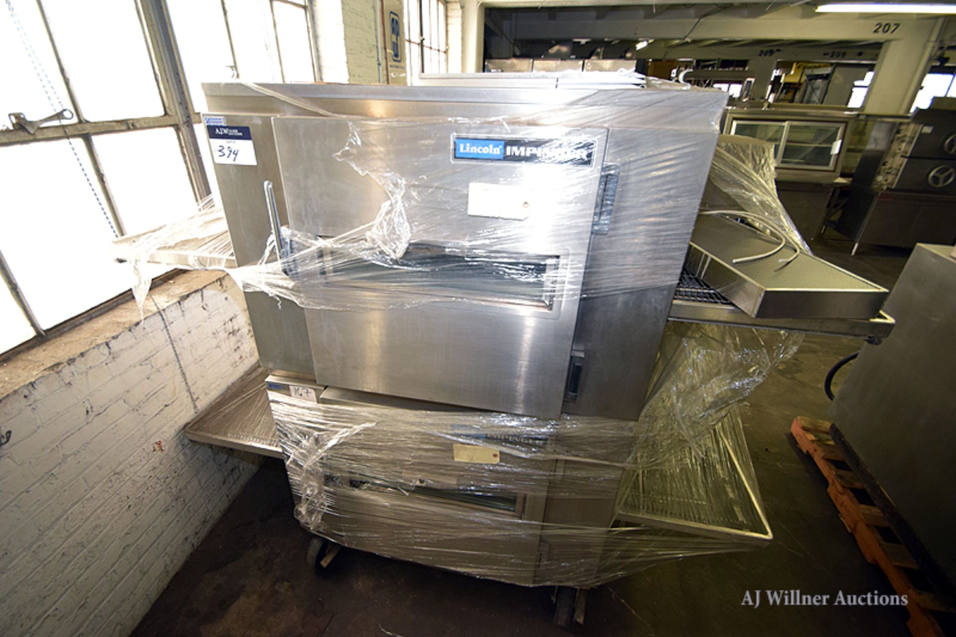 Lincoln Impinger Model:1040 Conveyor Oven (79"x52"x65")