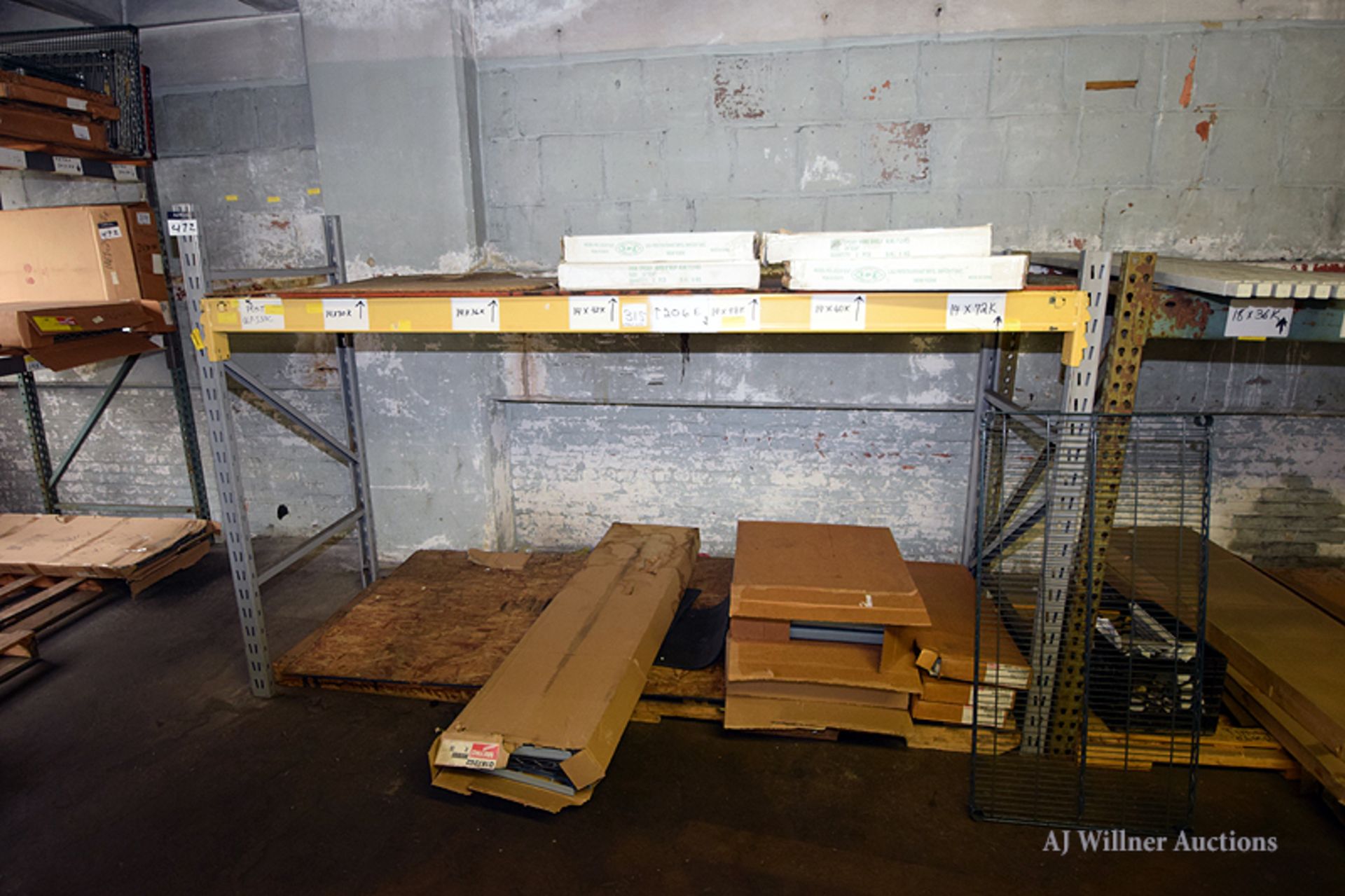 Huge Lot Ass't Size/Style Metro & Focus Shelving spread over 60 ft of racking - Image 6 of 8