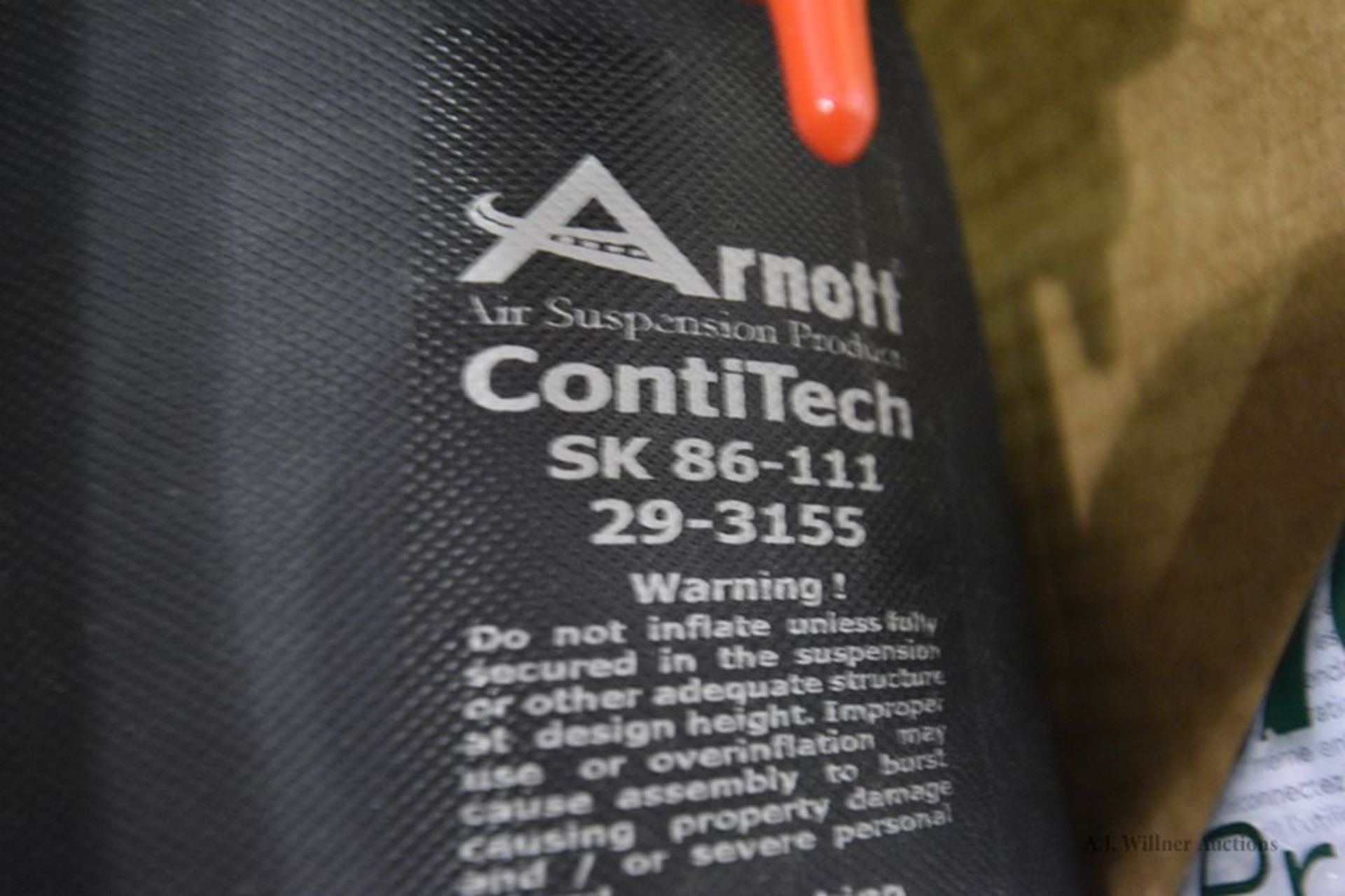 Arnott Air Strutt - Image 2 of 2