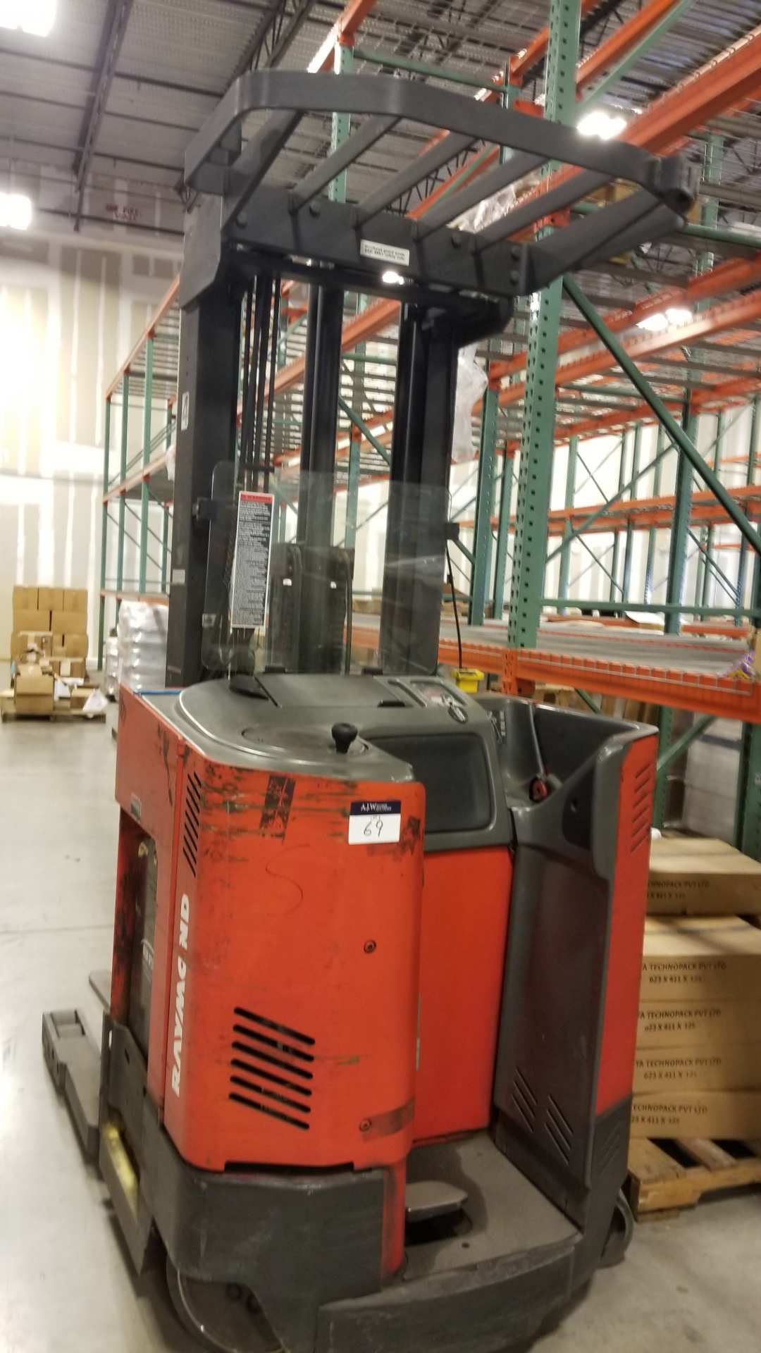 Raymond EASi-R30TT 3,000 lbs. Capacity High Lift and Reach Forklift - Image 2 of 2