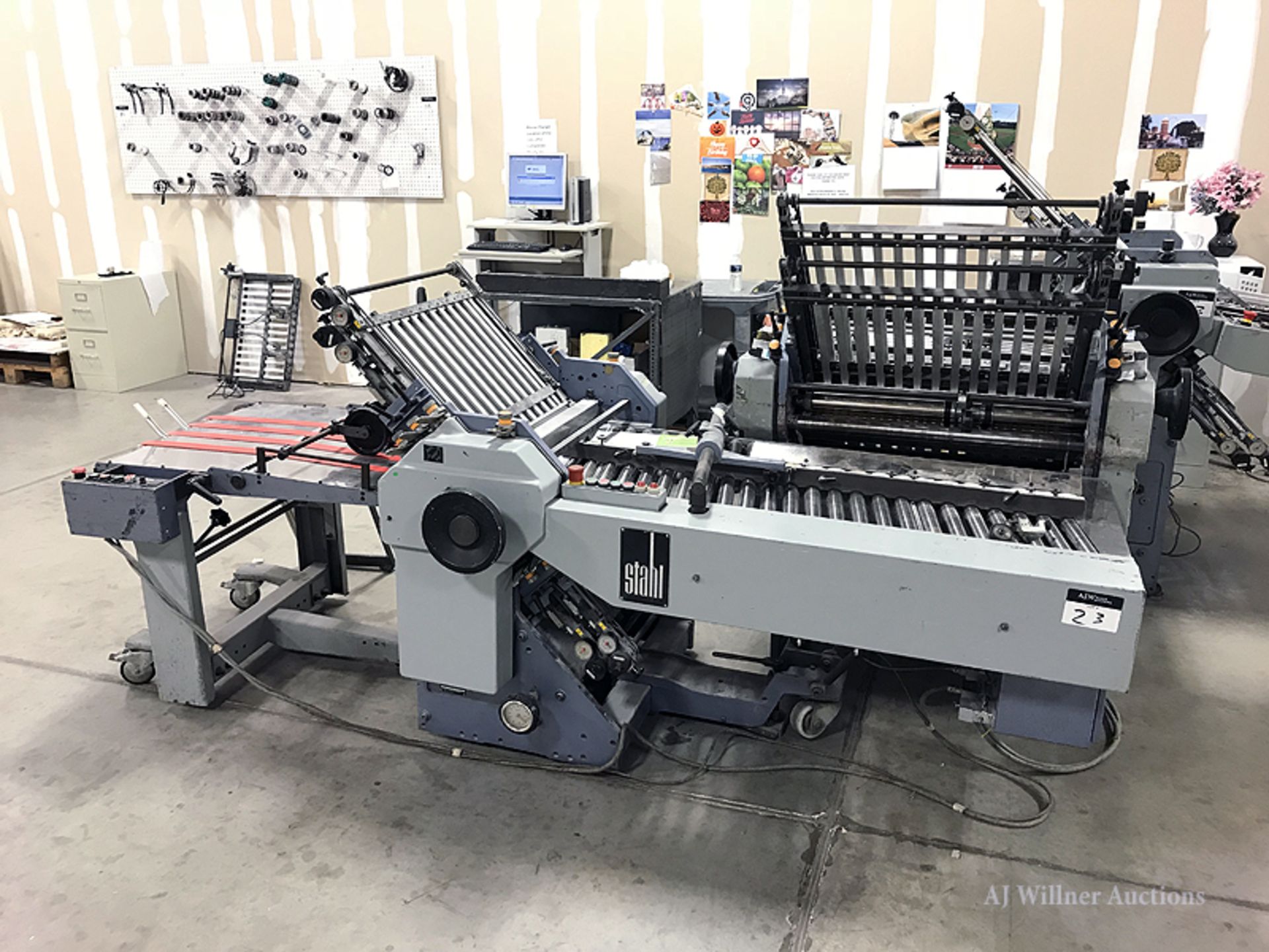 Stahl TF 66/44 RF.2 26"x40" Continuous Feed Folder - Image 10 of 14