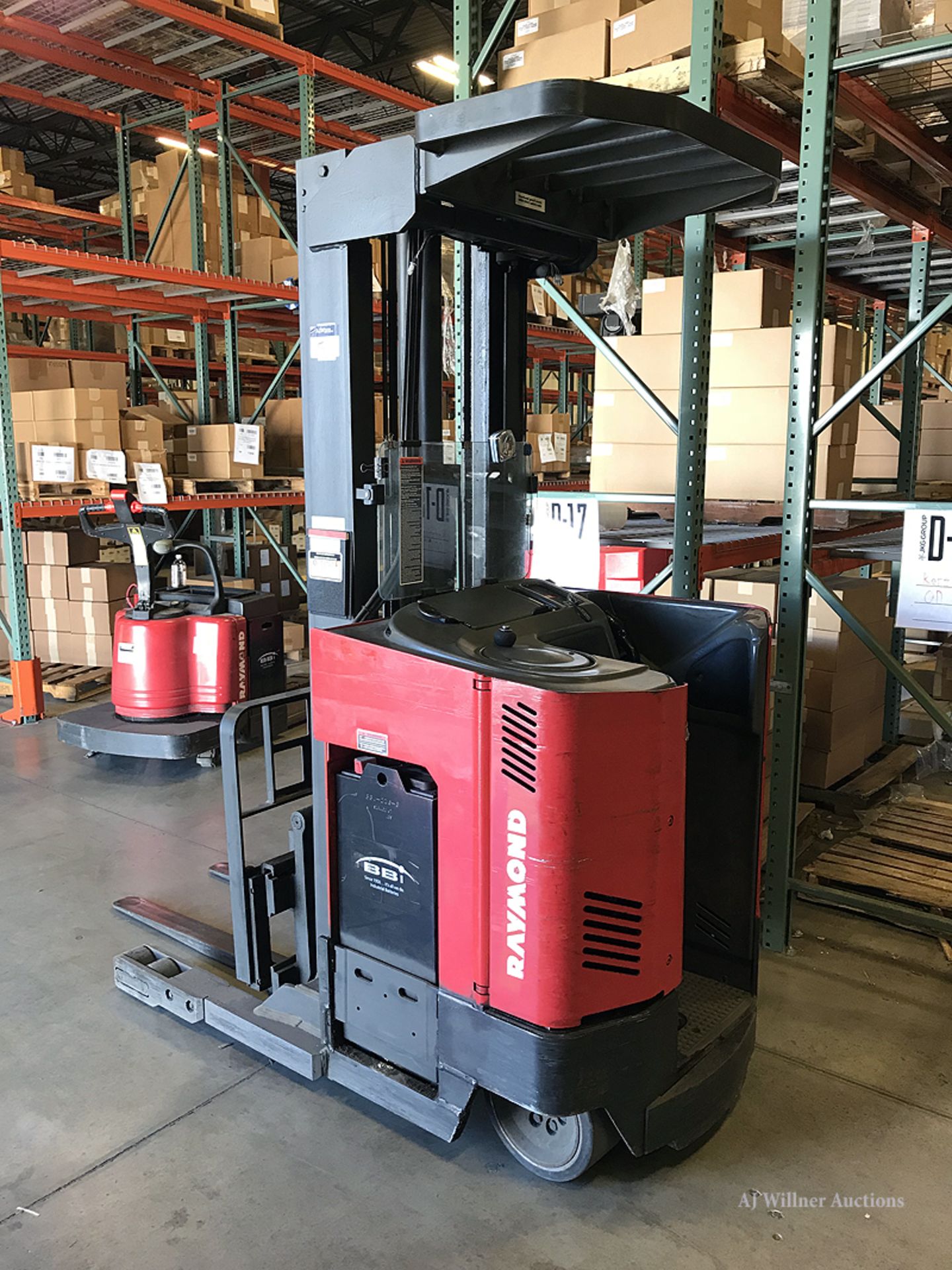 Raymond Model EASI R30TT, 3,000 lbs. Cap. Reach Truck - Image 2 of 4