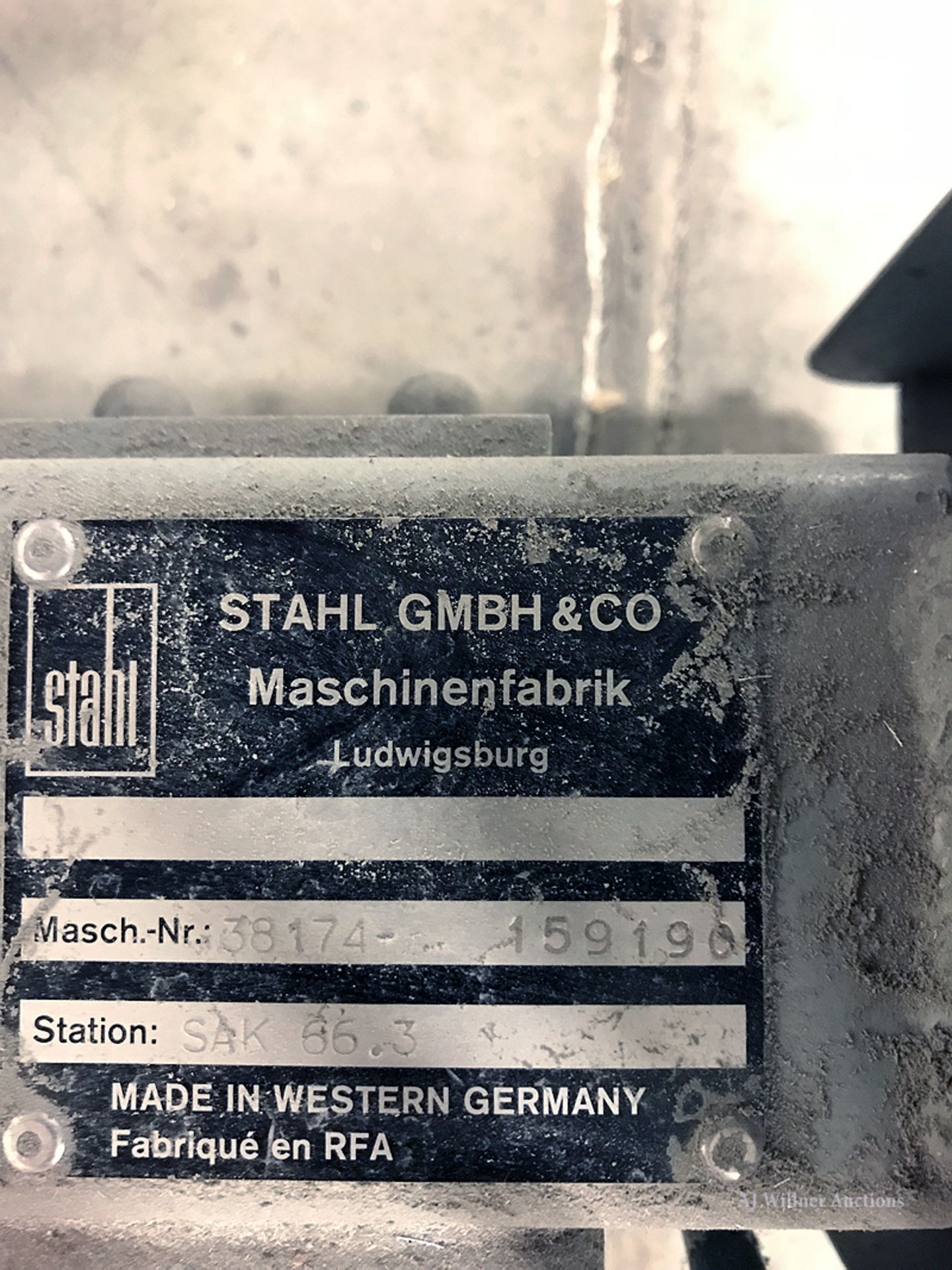 Stahl TF 66/44 RF.2 26"x40" Continuous Feed Folder - Image 13 of 14