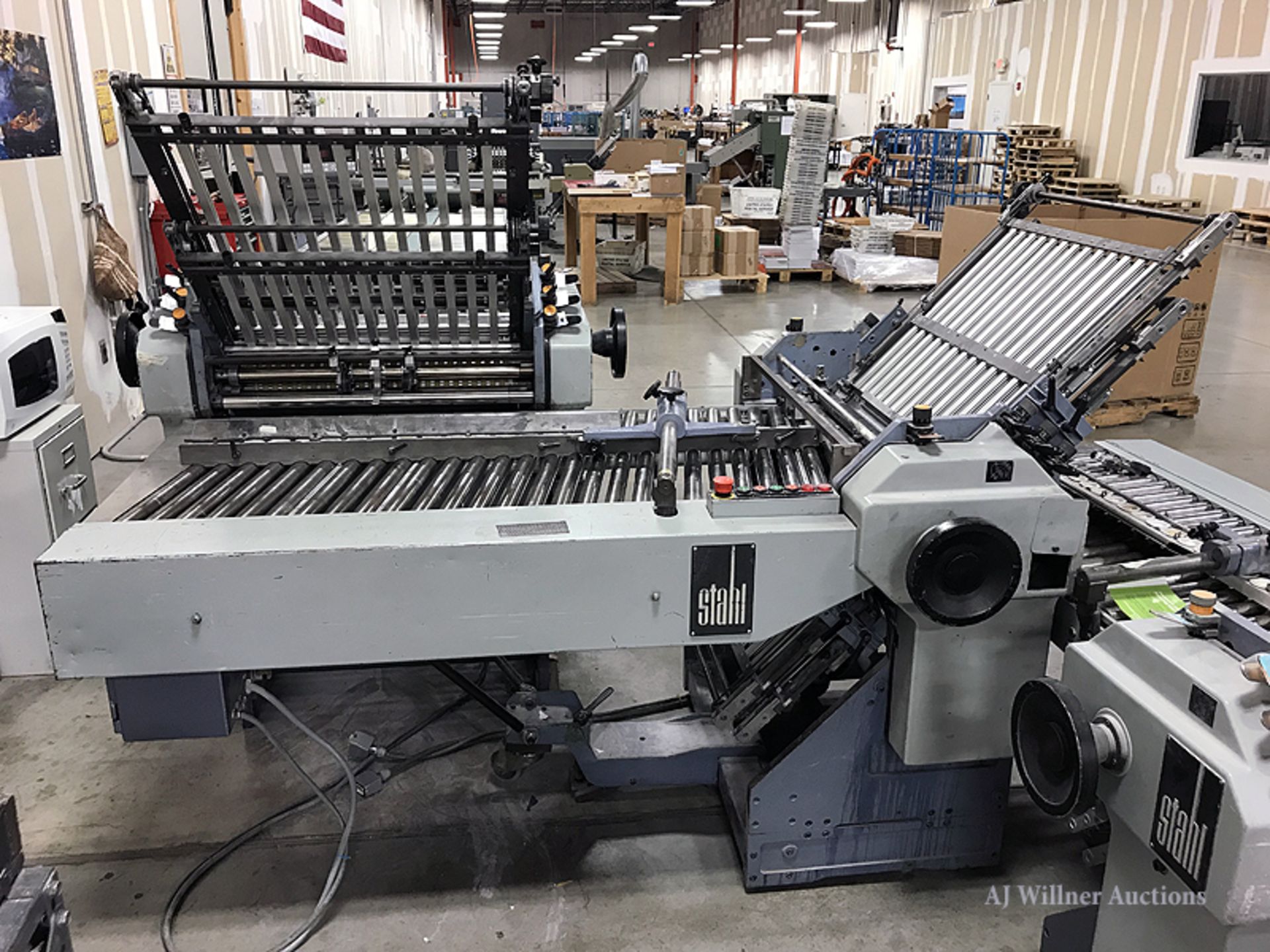 Stahl TF 66/44 RF.2 26"x40" Continuous Feed Folder - Image 8 of 14