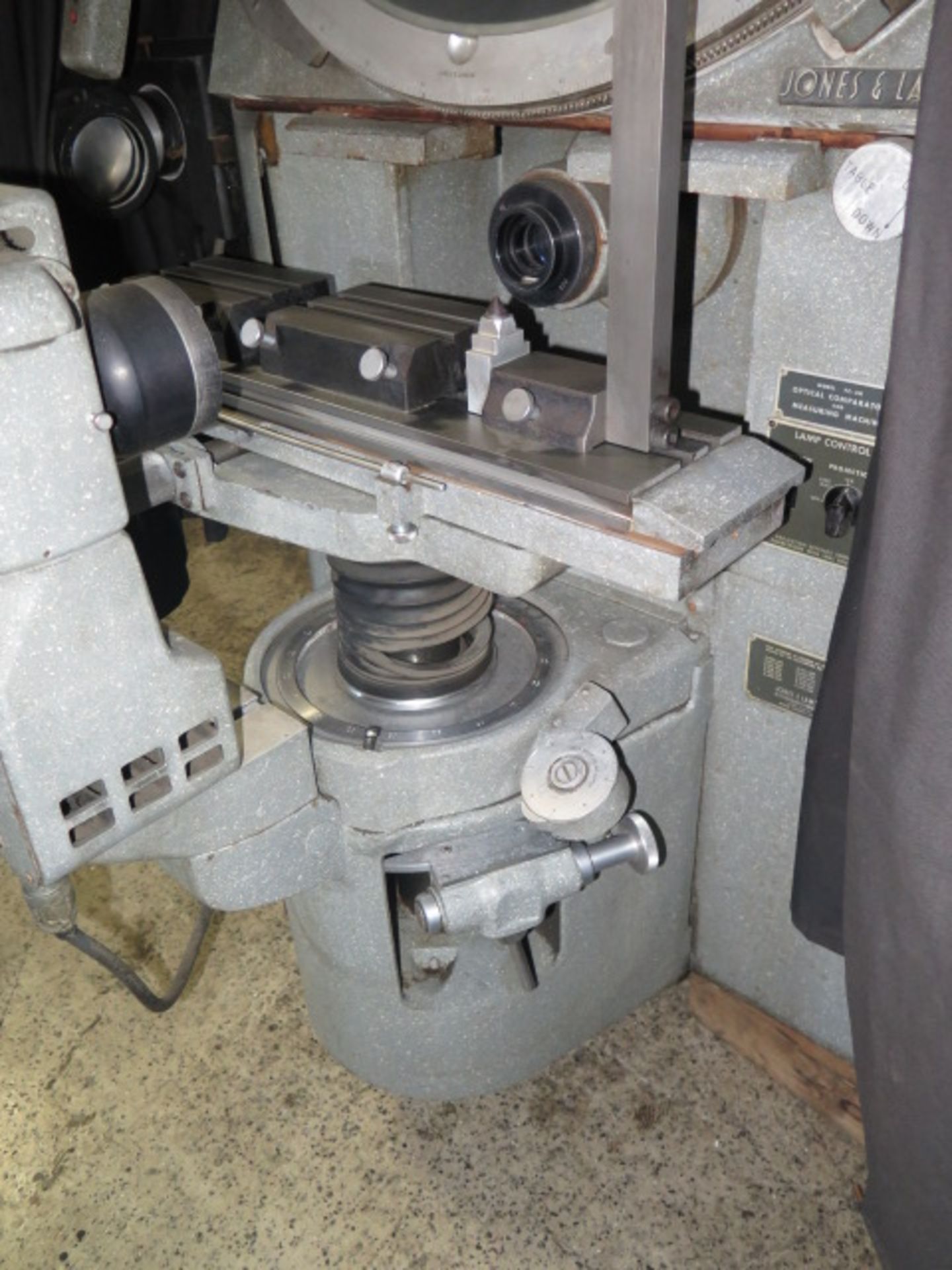 Jones & Lamson FC-30 30” Floor Model Optical Comparator w/ 10X, 20X, 31.25X, 50X, 62.6X, 100X - Image 4 of 11