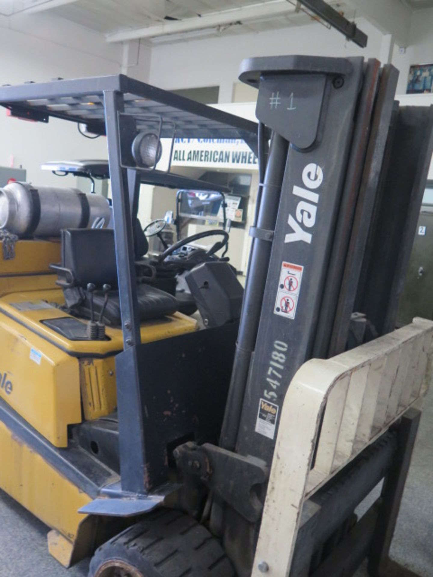 Yale GLC120MFNSAE085 12,000 Lb Cap LPG Forklift s/n N547180 w/ 3-Stage Mast, 170” Lift Height, Solid - Image 5 of 14