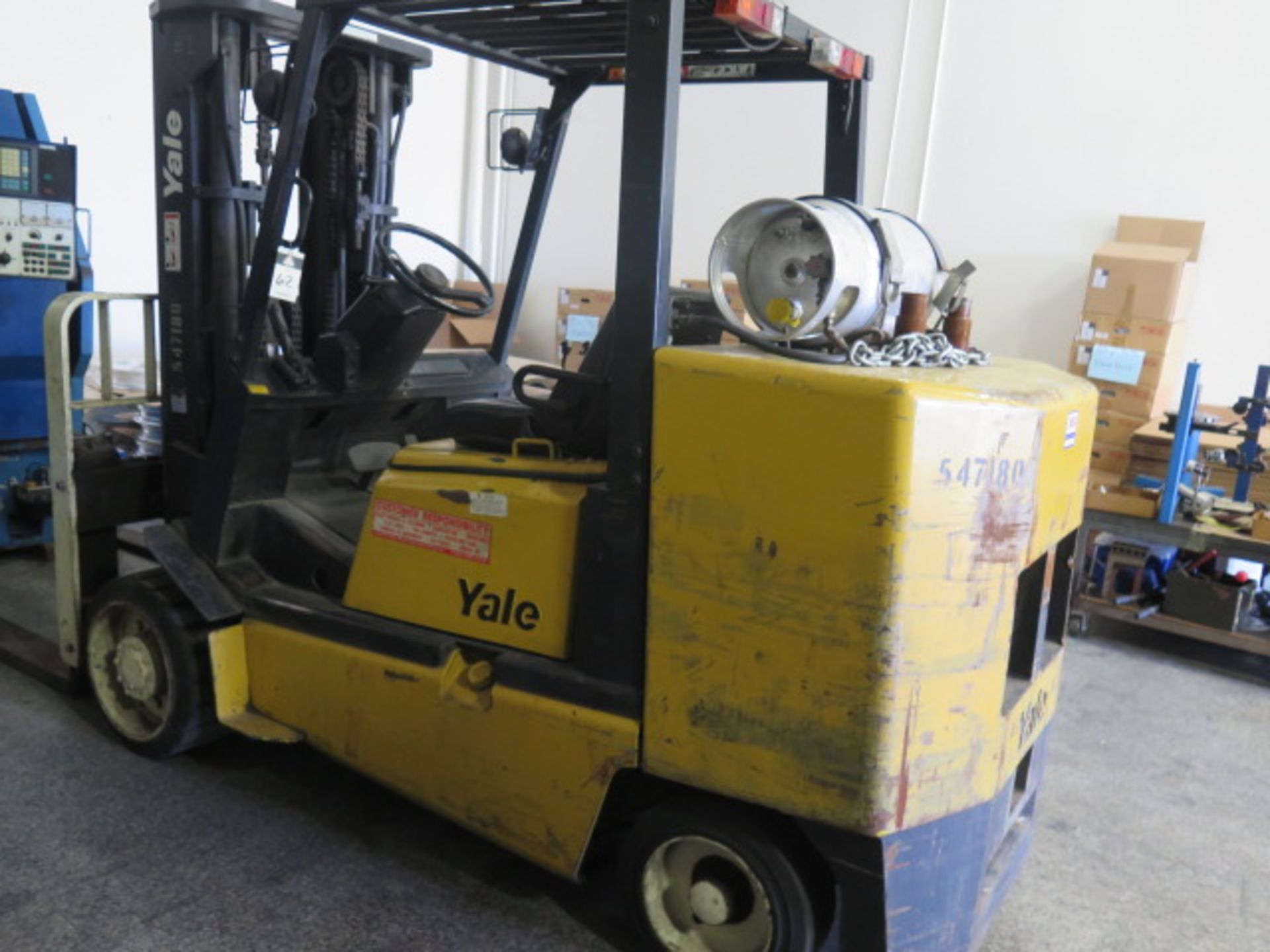 Yale GLC120MFNSAE085 12,000 Lb Cap LPG Forklift s/n N547180 w/ 3-Stage Mast, 170” Lift Height, Solid - Image 3 of 14