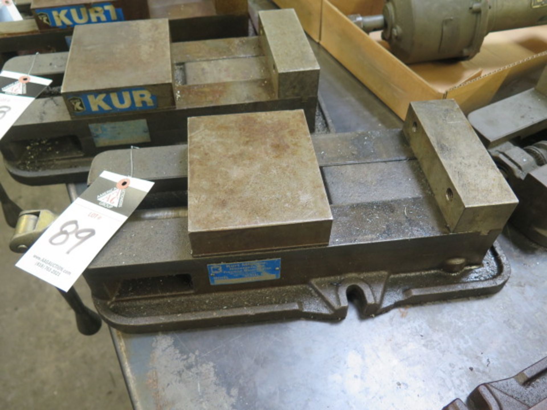 Kurt 6" Angle-Lock Vise