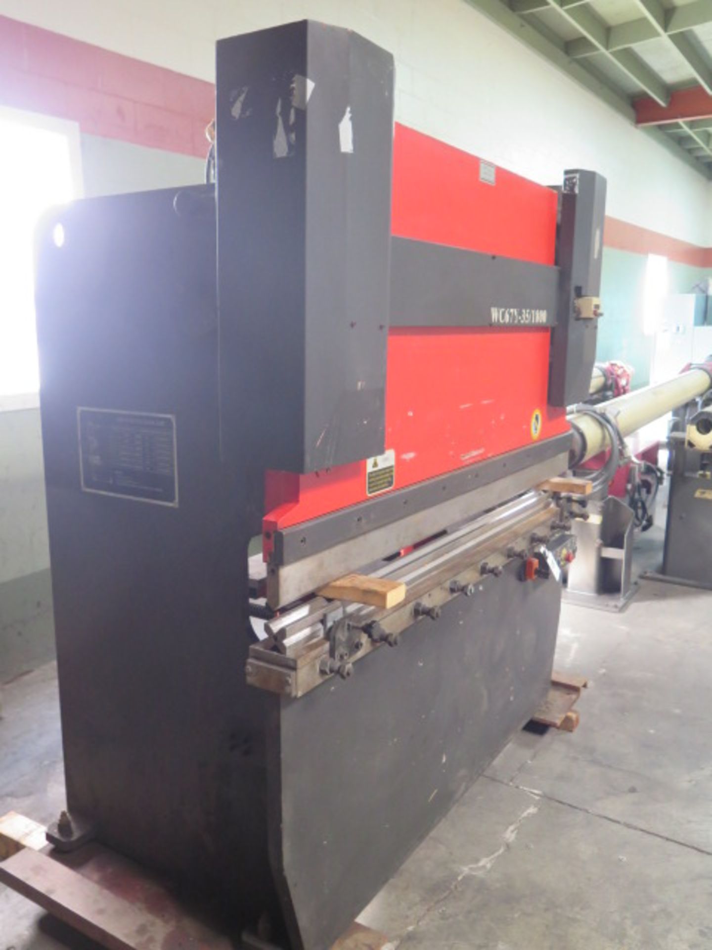 AR Tools mdl. WC67Y-35/1800 35 Ton x 71” Hydraulic Press Brake w/ 71” Bed Length, 8 ¼” Throat, 4- - Image 3 of 10