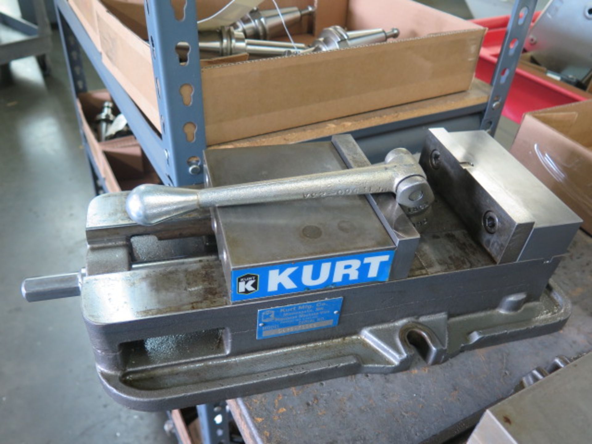 Kurt Matched Set mdl. D675 6" Angle-Lock Vises (2 - Consecutive Serial Numbers) - Image 4 of 5