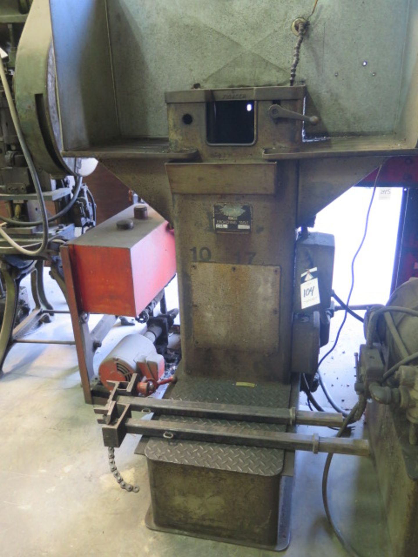 Pioneer Broach mdl. VM-215-3 Vertical Broaching Machine s/n A1019 w/ 11 ½” x 11 ½” Table, Coolant - Image 2 of 7