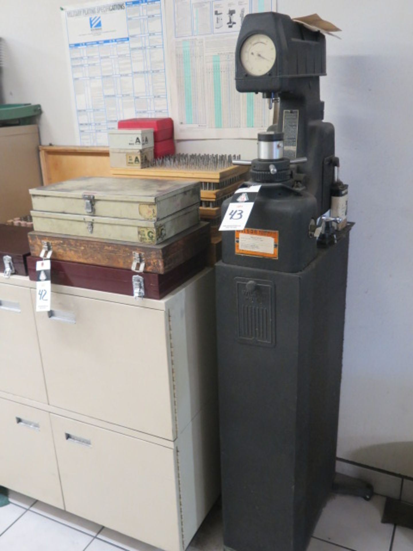 Wilson mdl. 1JS Rockwell Hardness Tester s/n 861 w/ Stand