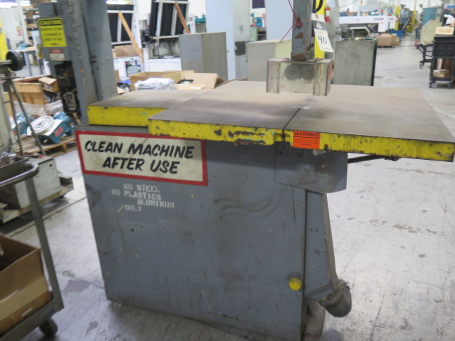 Frank Jones mdl. B-36 36" Vertical Band Saw s/n 3602 w/ 36" x 36" Table - Image 4 of 6