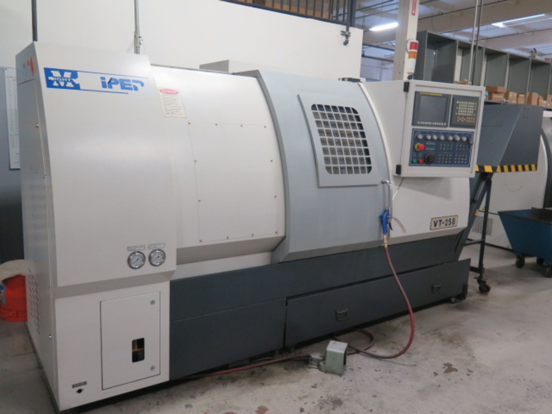 DEC/2011 Viper VT-25BCNC Turning Center s/n 4331109012 w/ Fanuc Series 0i-TD Controls, 12-Station - Image 2 of 11