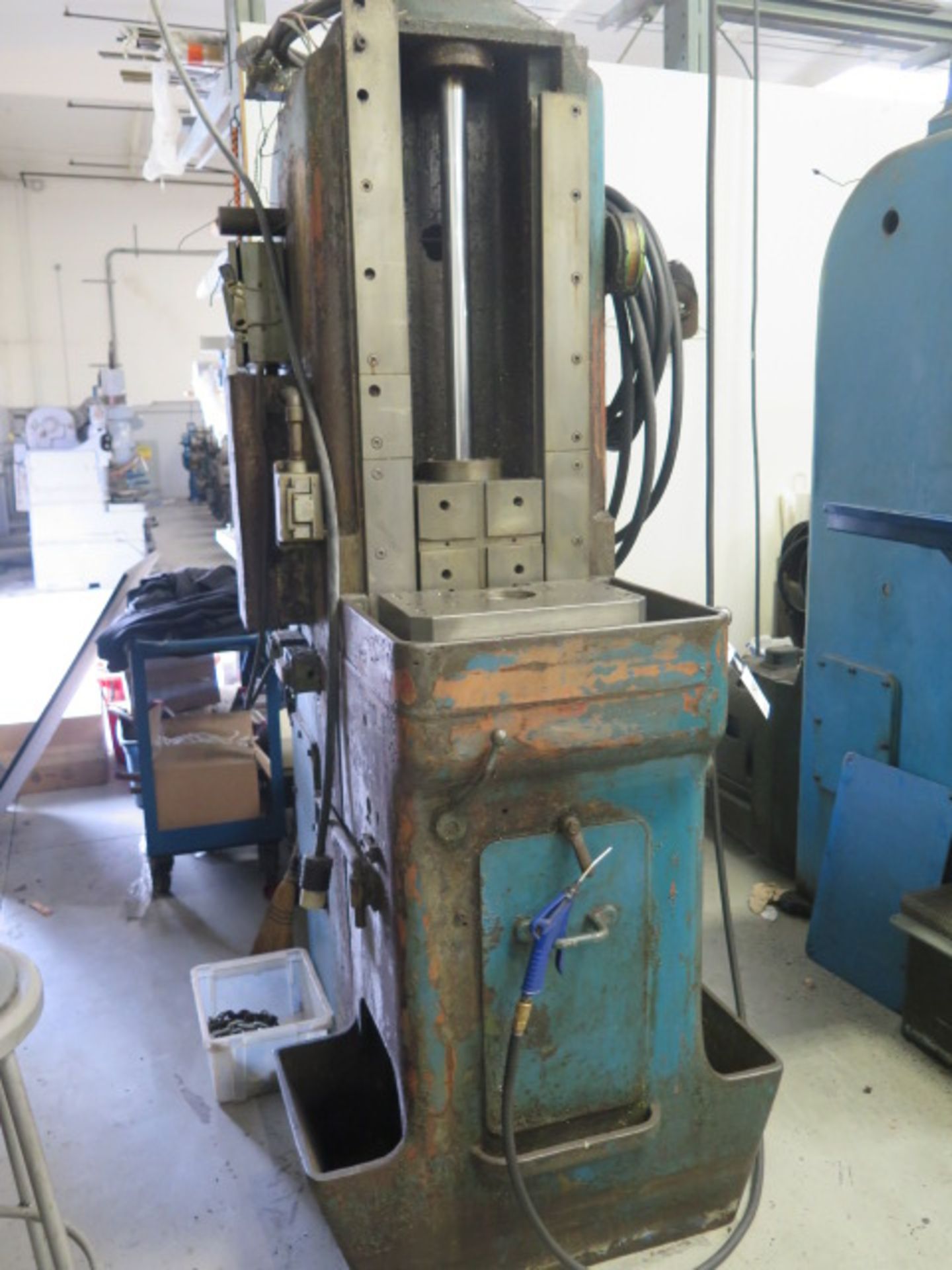 American Broach & Machine mdl. T-4-24 24” Hydraulic Vertical Broaching Machine s/n 3875 w/ 4-Ton