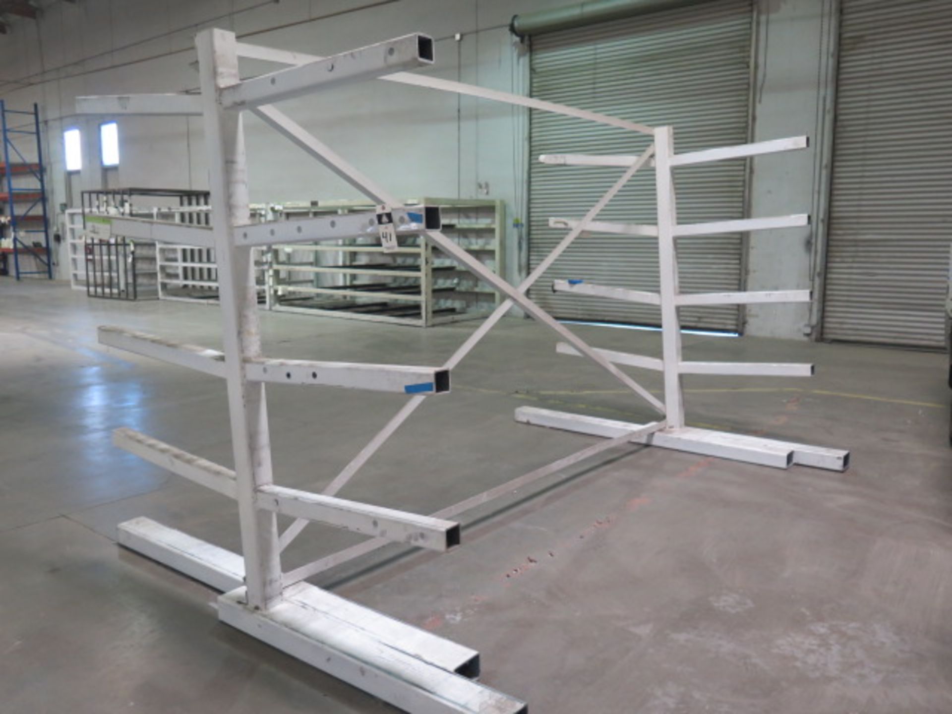 Double Sided Cantilever Material Rack (1)