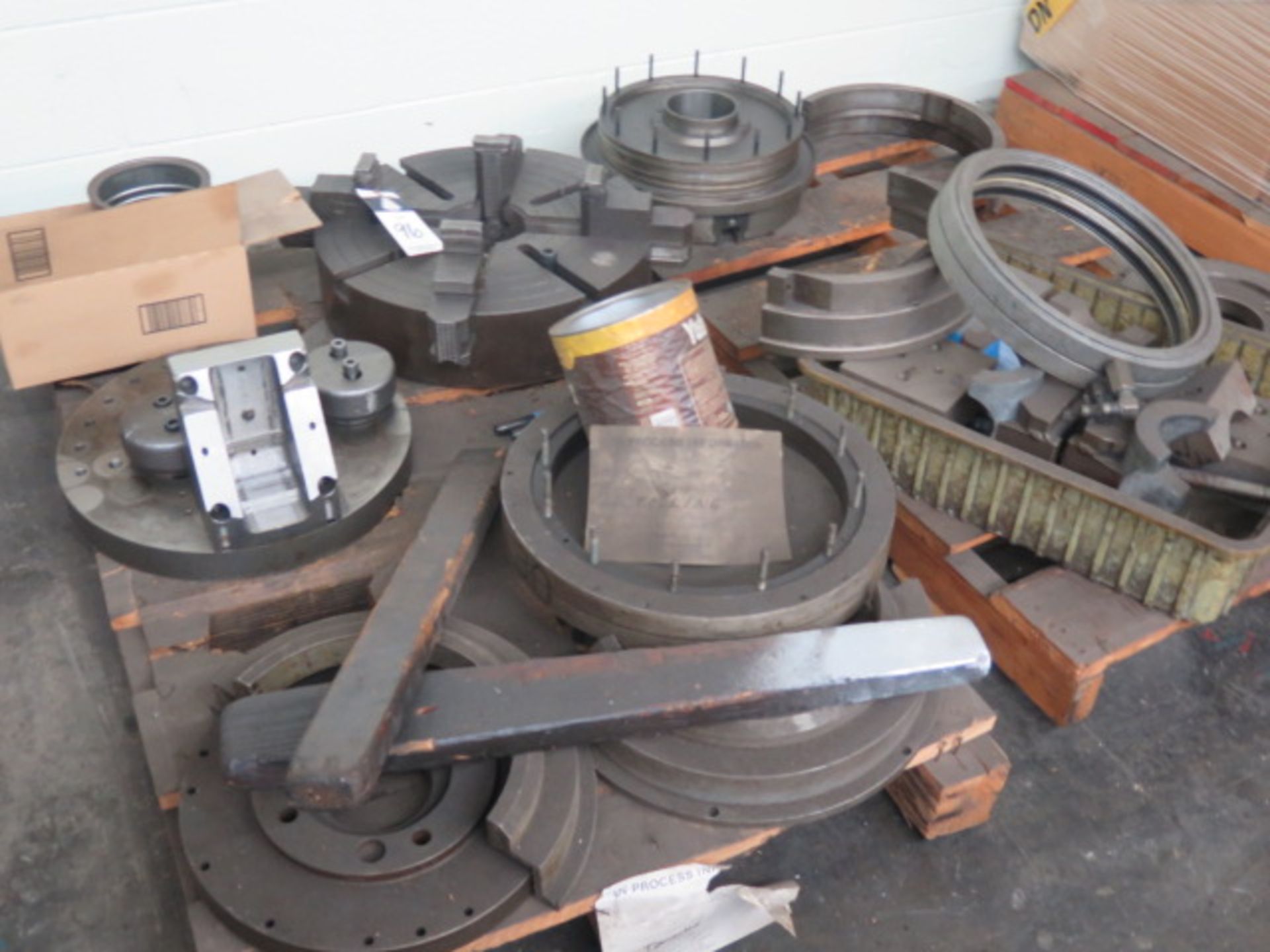 18" 4-Jaw Chuck and Misc Tooling - Image 2 of 2