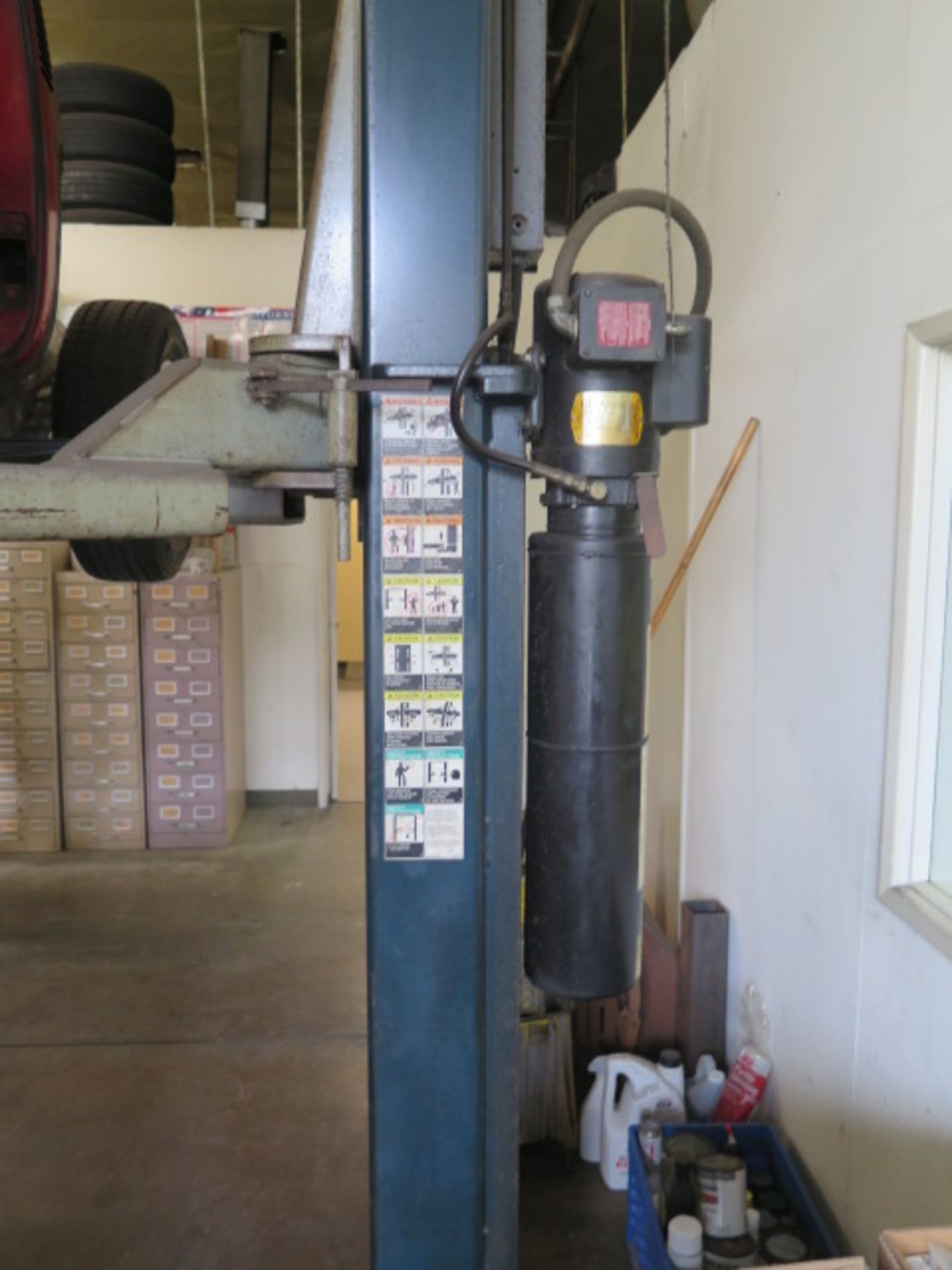 Western Hoist mdl. WL090A 9000 Lb Cap Hydraulic Car Lift s/n MA8713 - Image 2 of 7